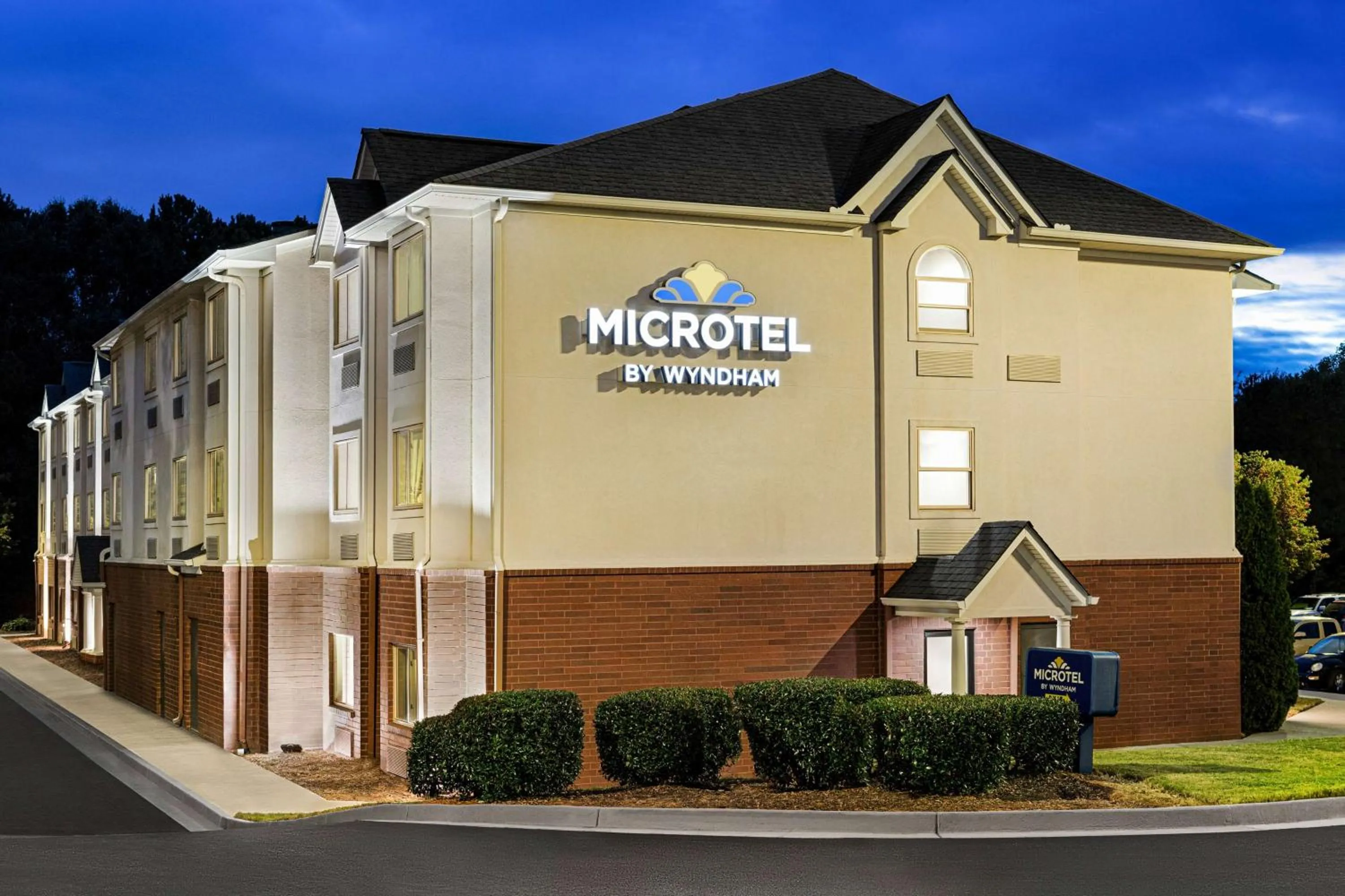 Property building in Microtel Inn & Suites by Wyndham Woodstock/Atlanta North