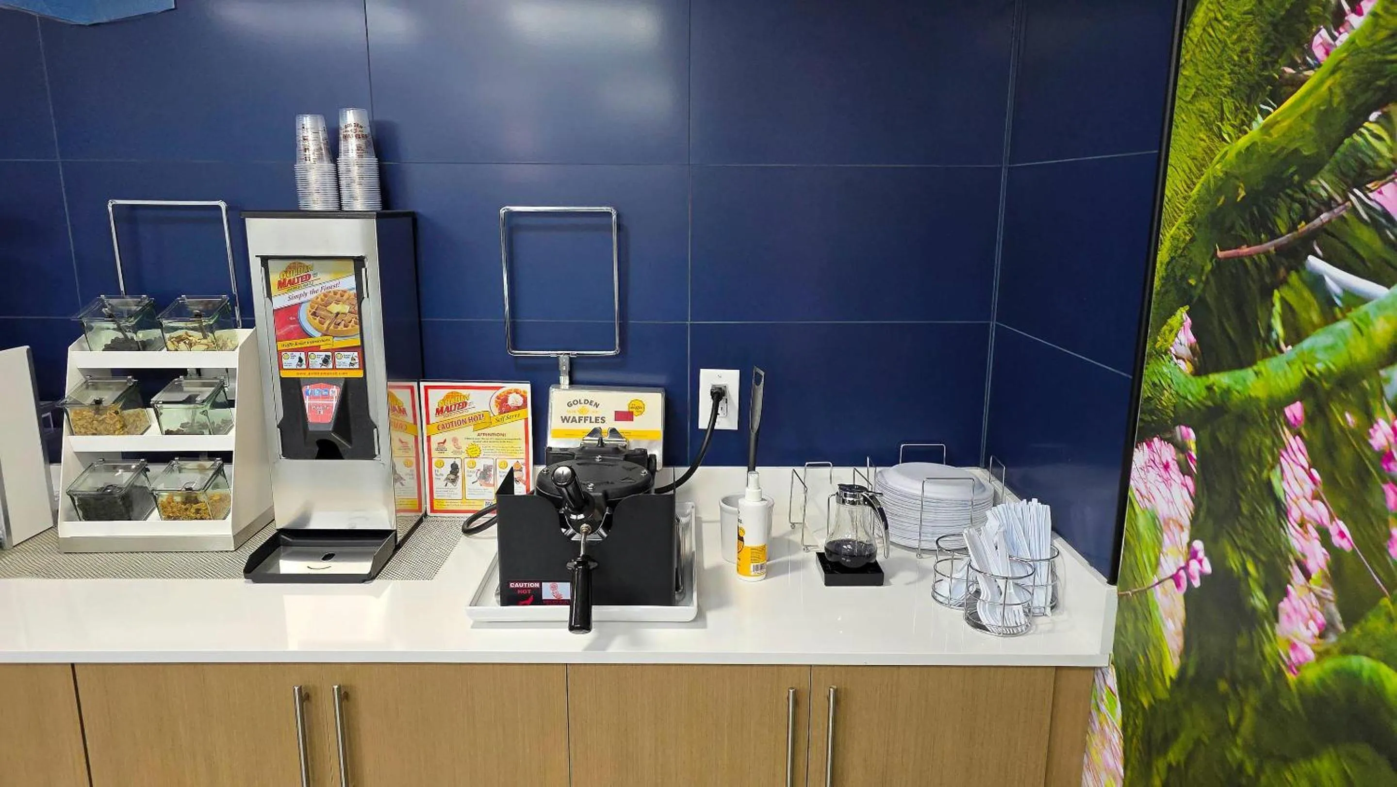 Breakfast in Clarion Pointe Decatur Downtown