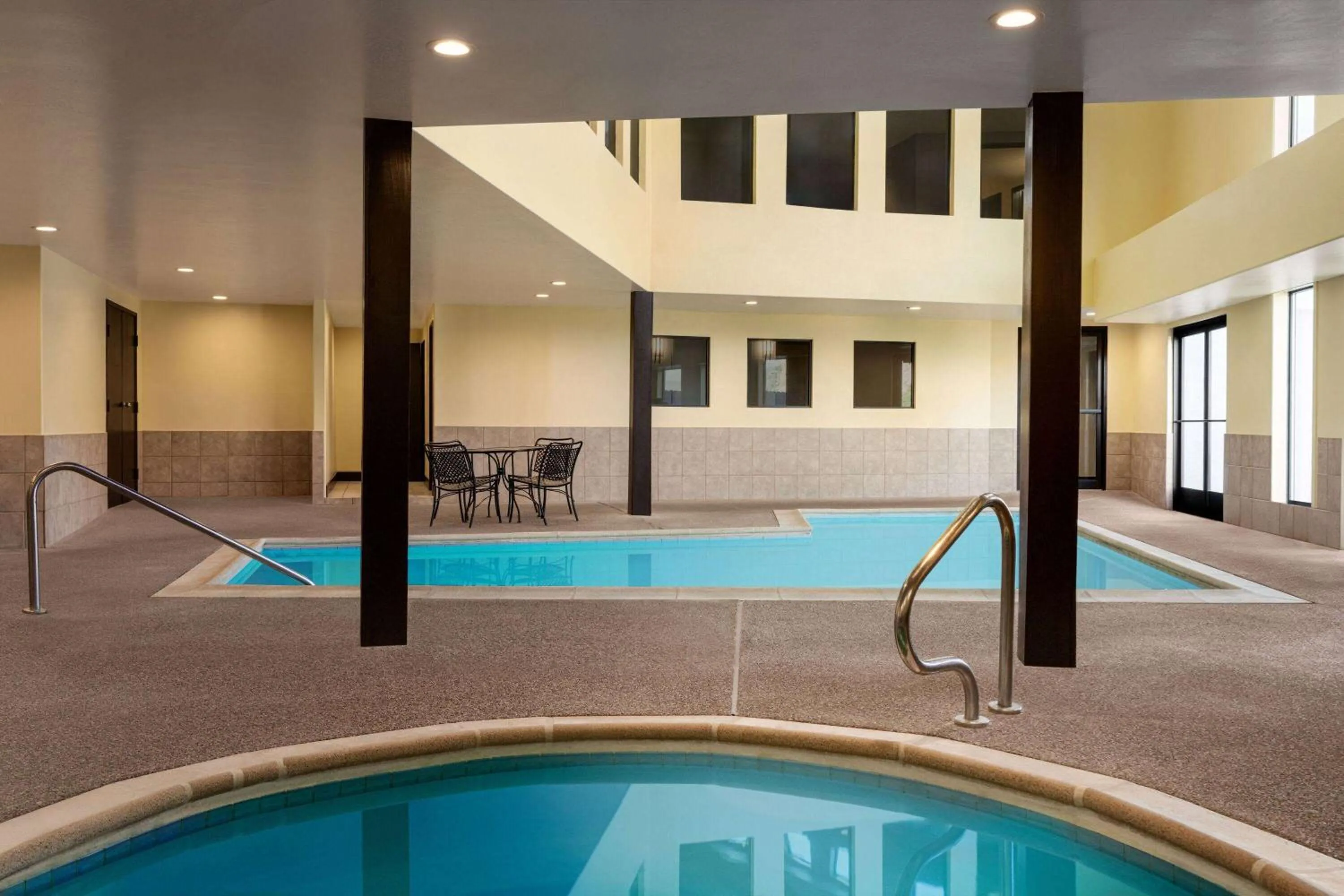 Pool view in Days Inn by Wyndham Carbondale