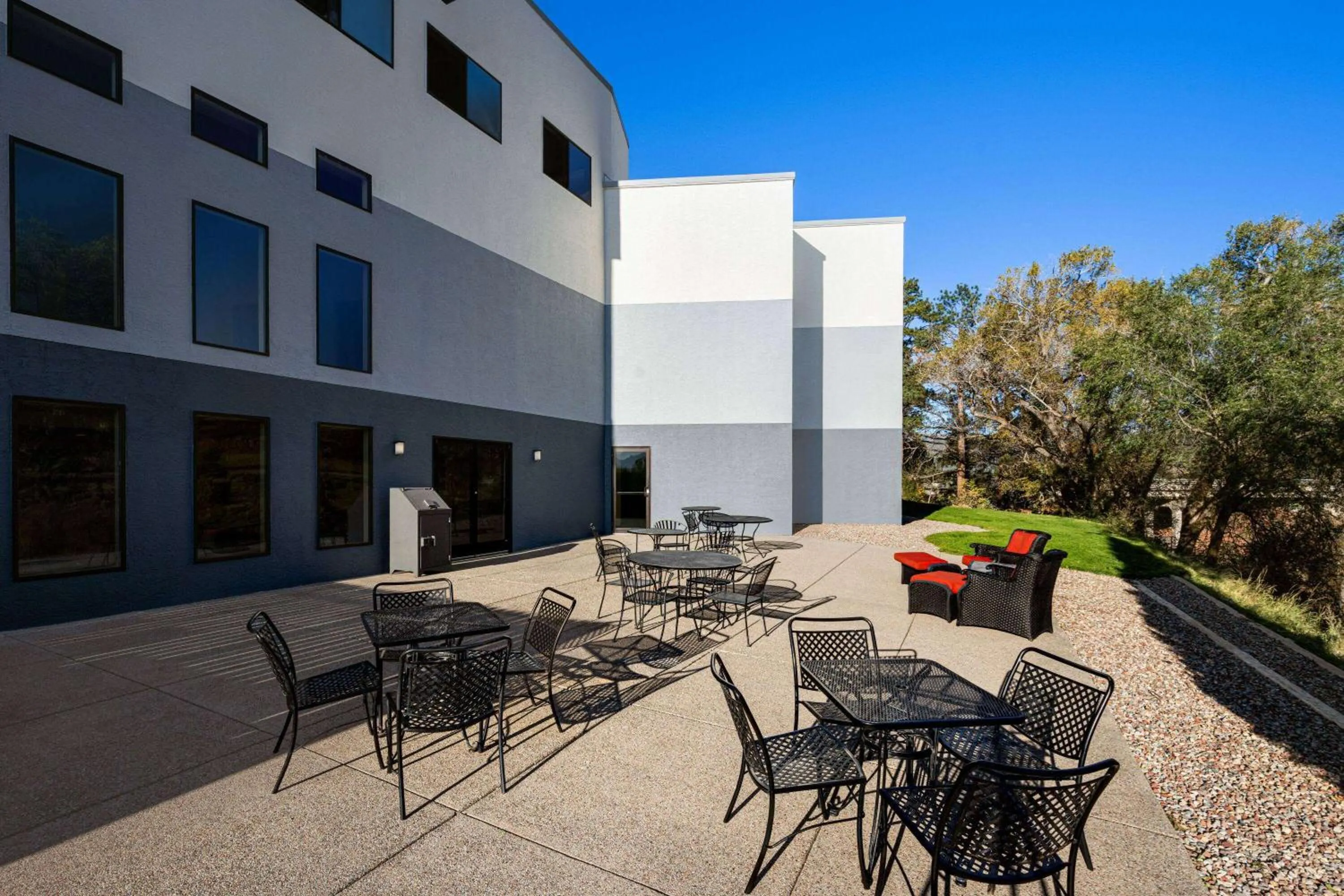 Patio in Days Inn by Wyndham Carbondale