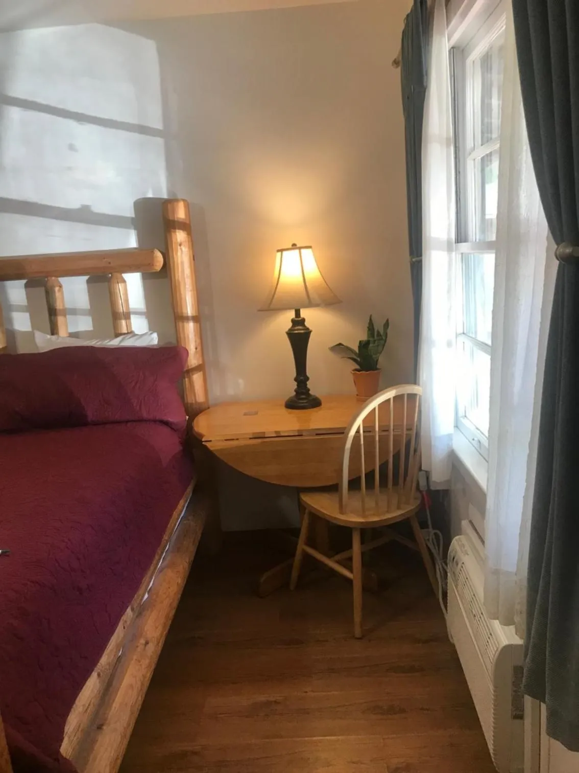 Seating area in Dunsmuir Lodge