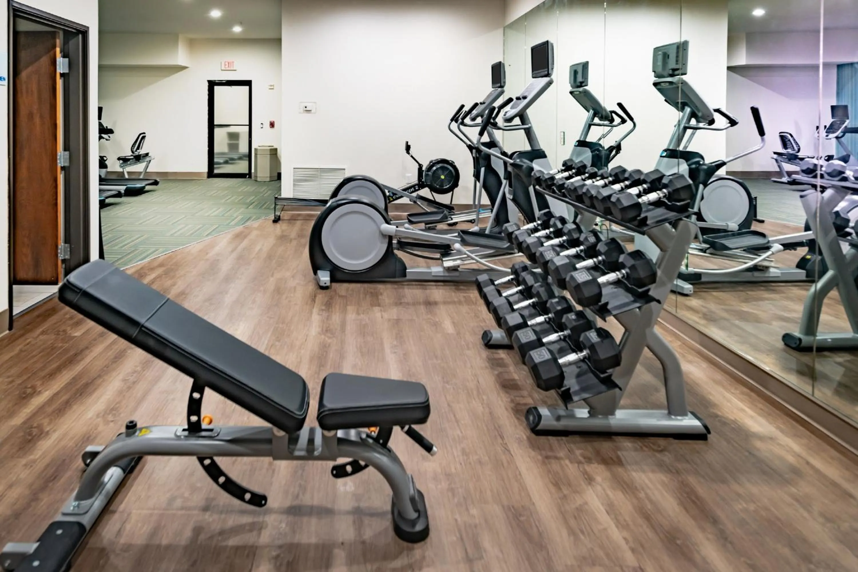 Fitness centre/facilities in Holiday Inn Express & Suites N Waco Area - West by IHG