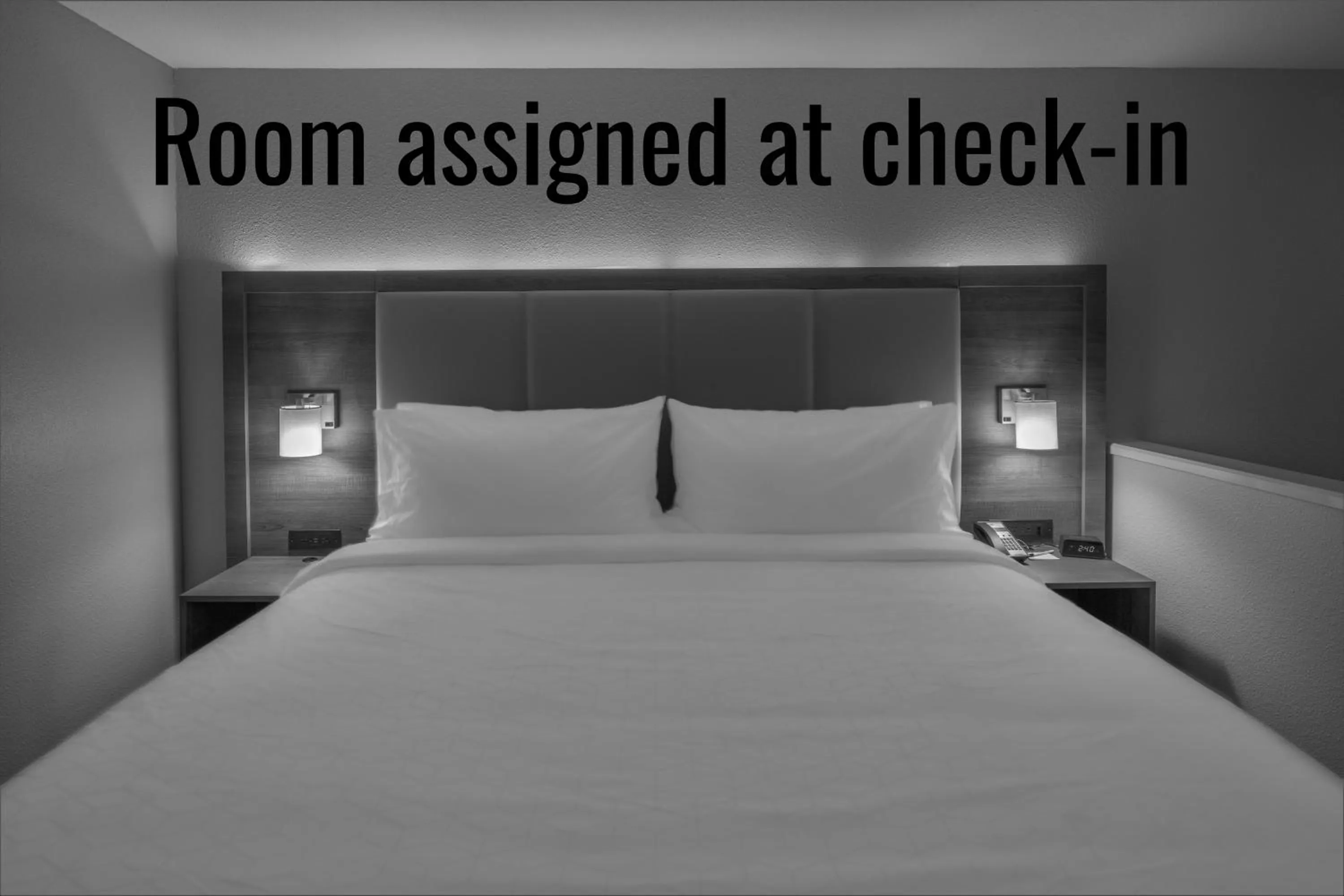 Bed in Holiday Inn Express & Suites N Waco Area - West by IHG