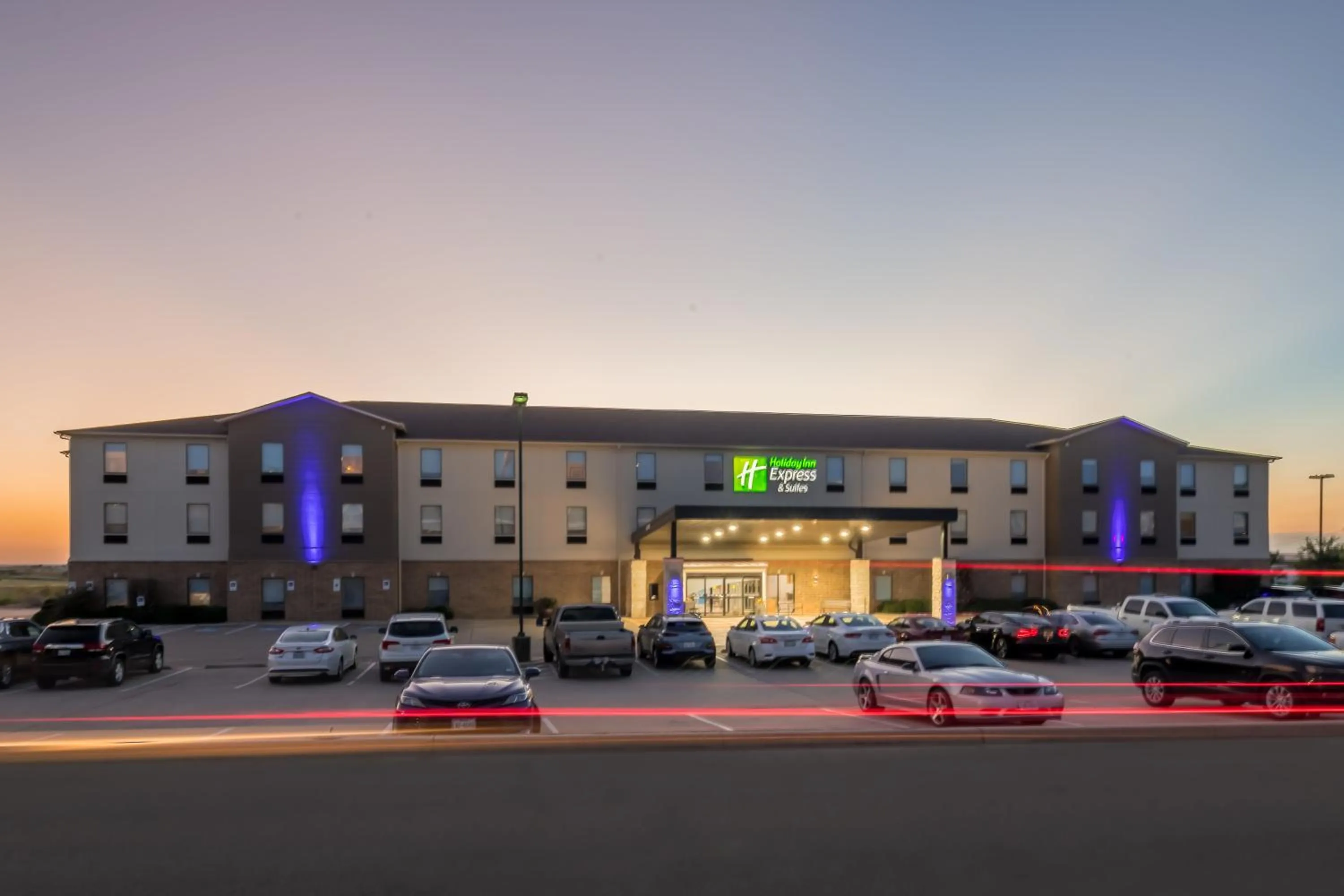 Property building in Holiday Inn Express & Suites N Waco Area - West by IHG