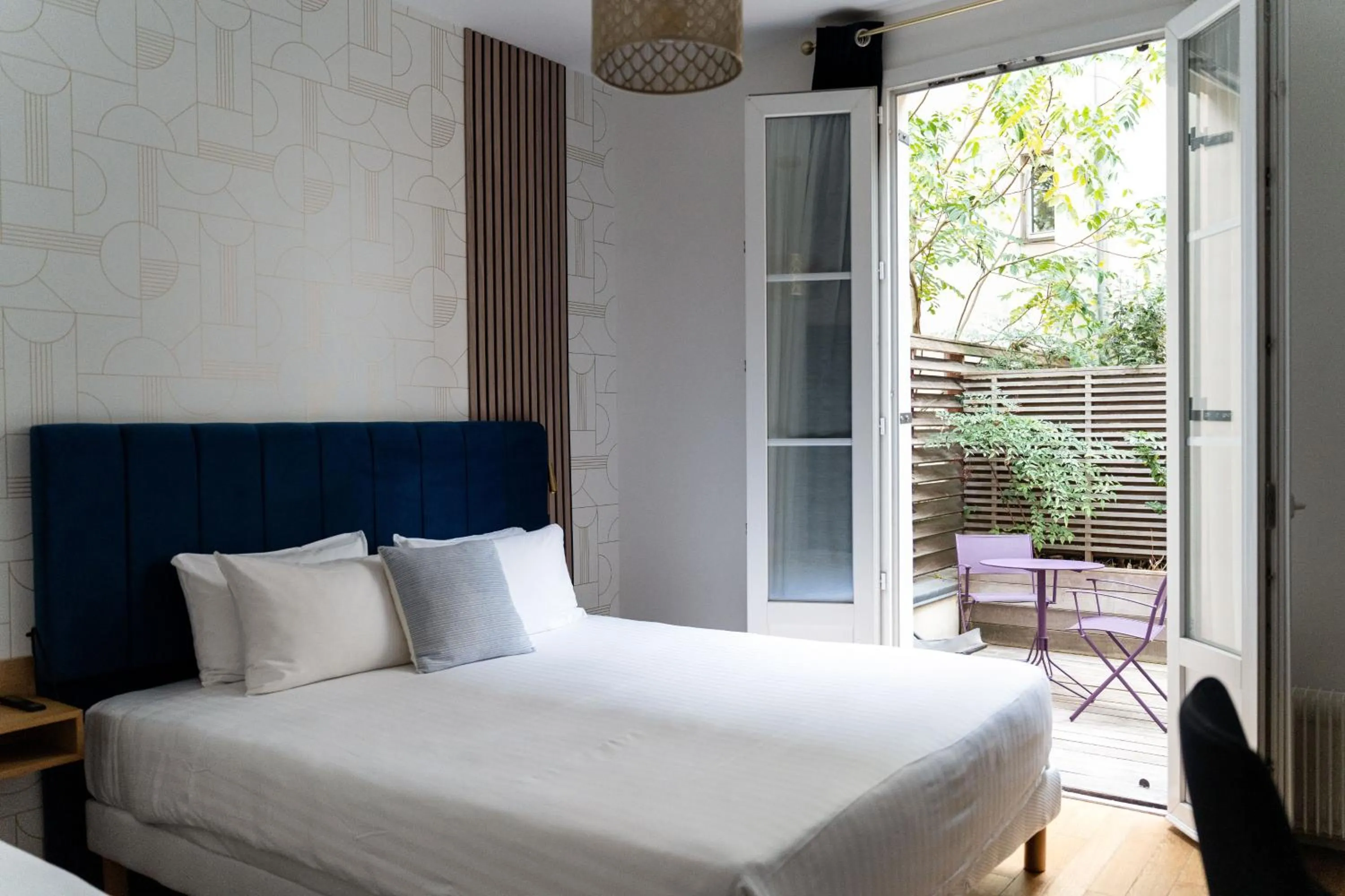 Photo of the whole room, Bed in Hotel Boileau