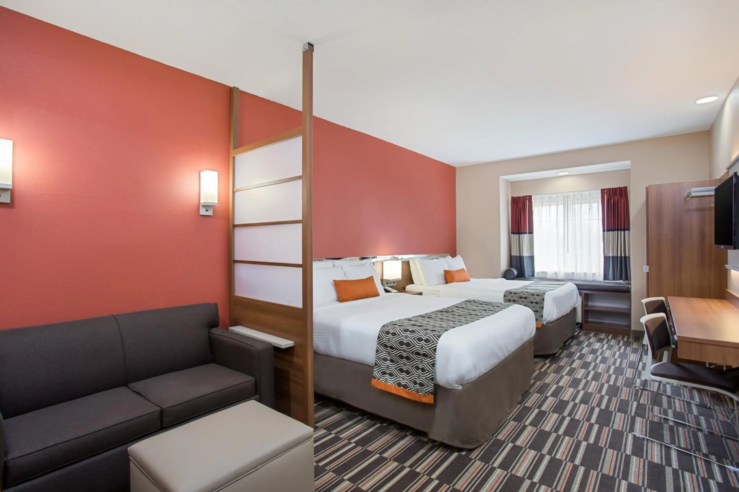 Bed in Microtel Inn & Suites by Wyndham Walterboro