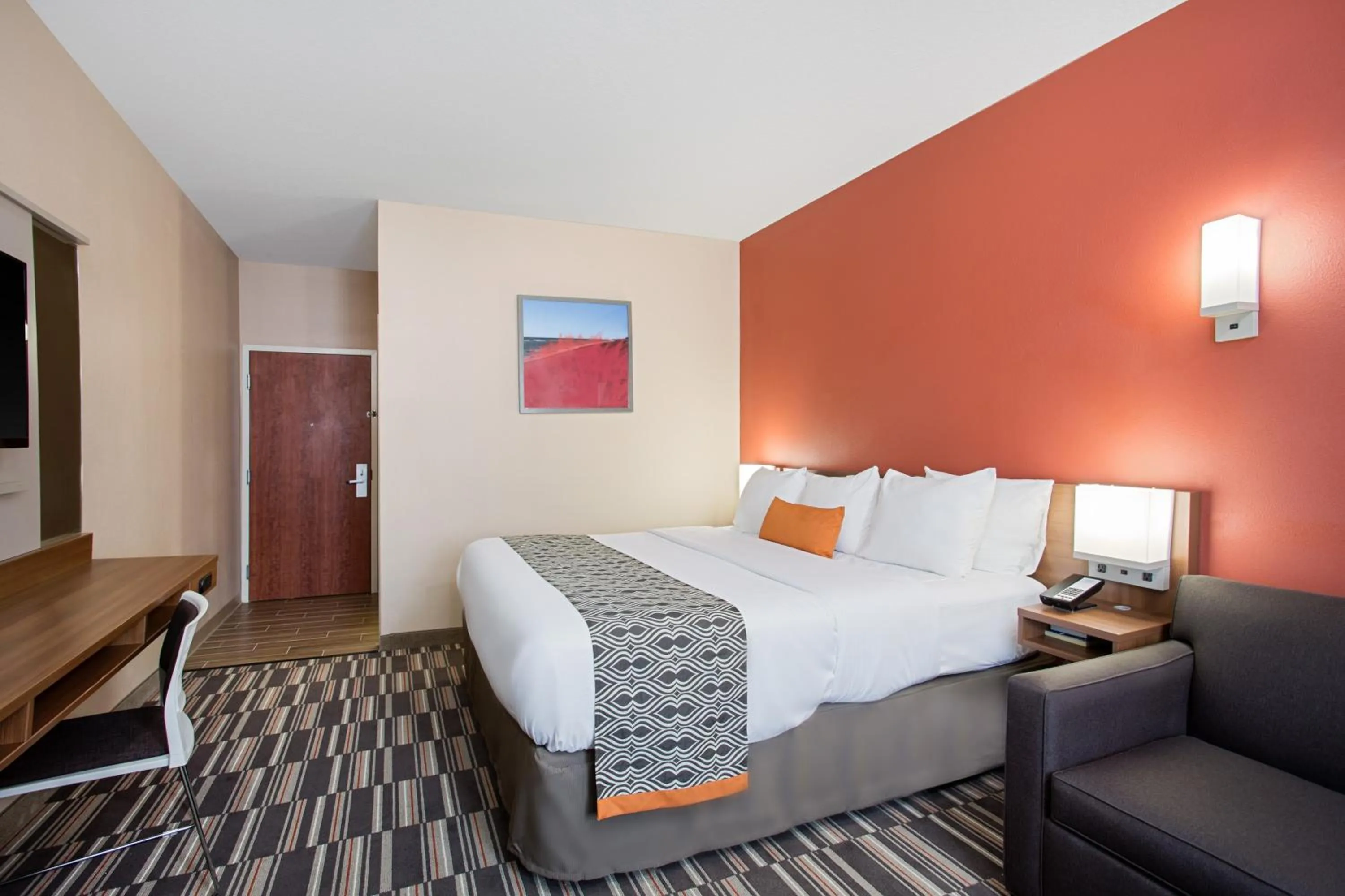 Bed in Microtel Inn & Suites by Wyndham Walterboro