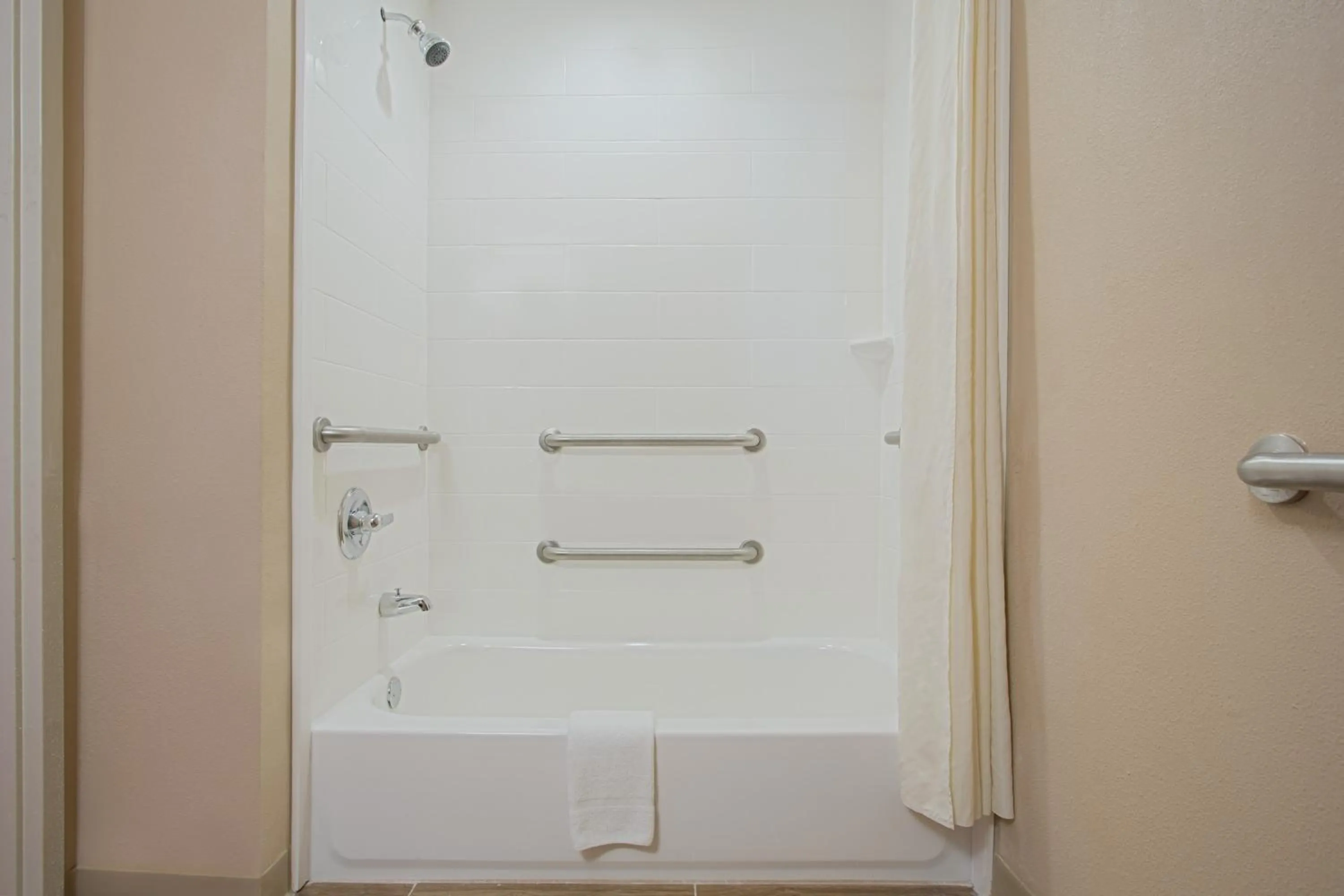 Bathroom in Microtel Inn & Suites by Wyndham Walterboro
