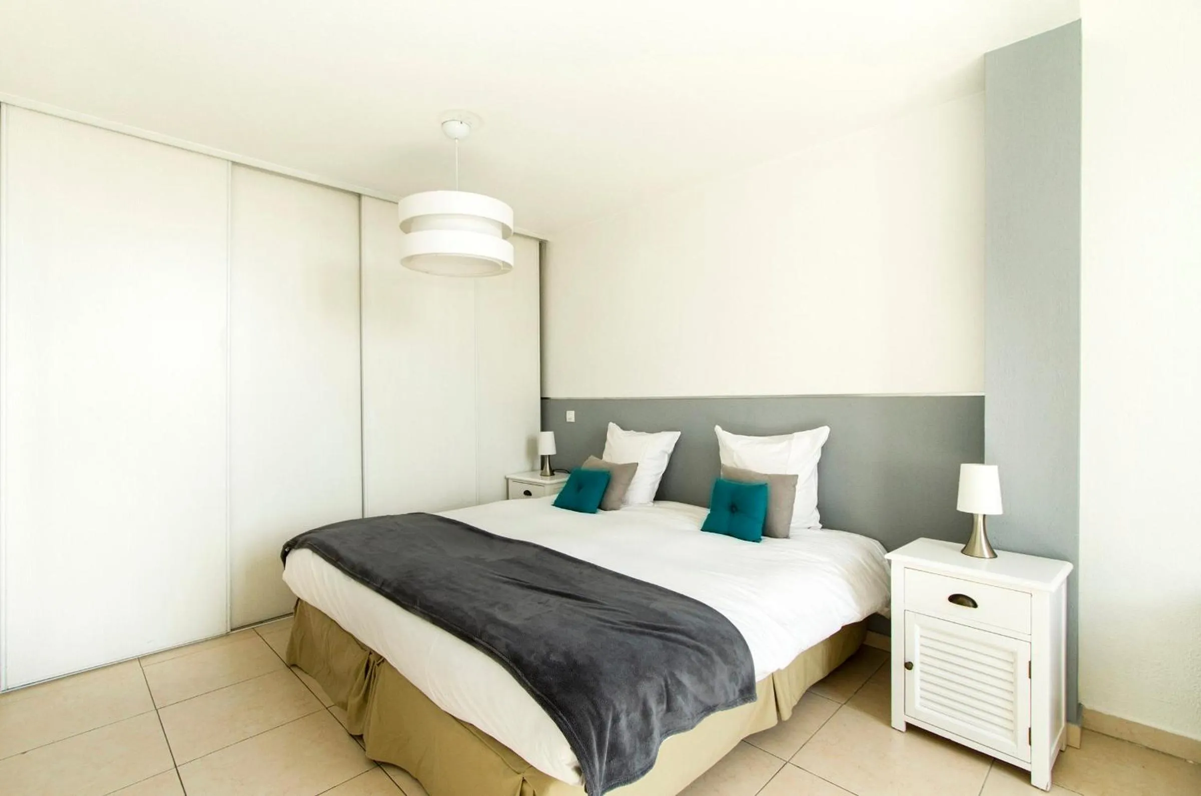 Bed in Florella République Apartment