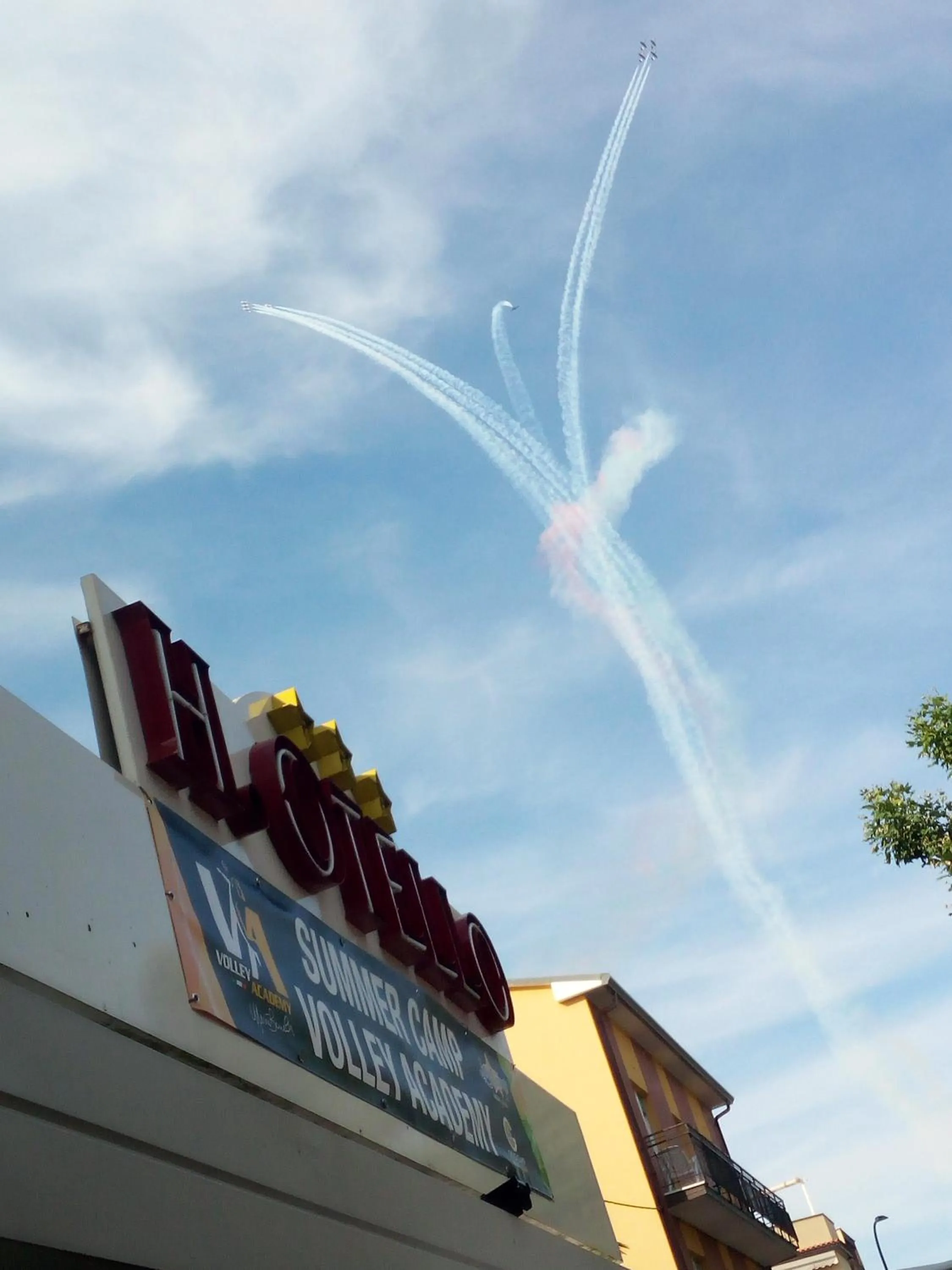 Property building in HOTEL OTELLO