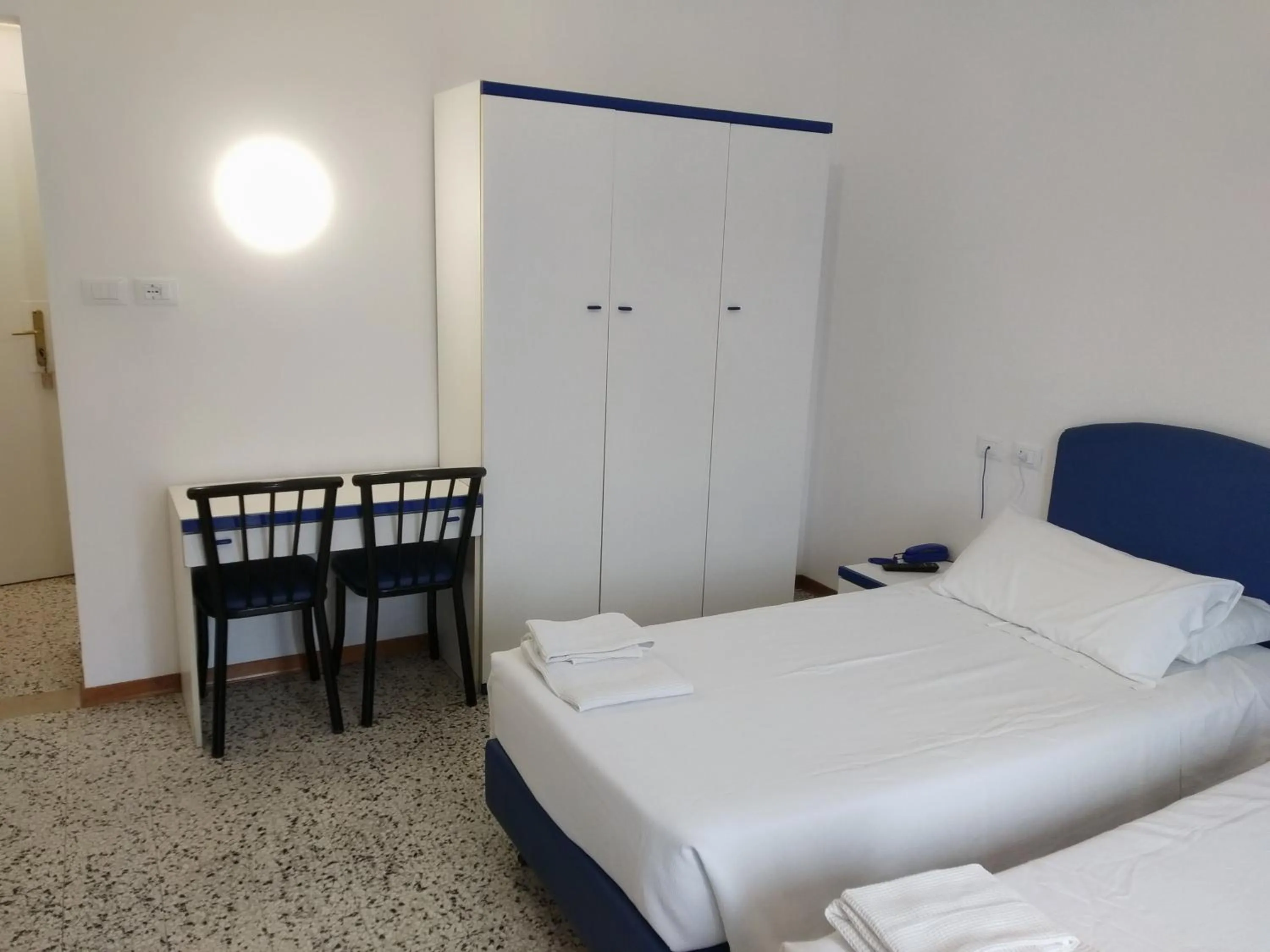 Bedroom in HOTEL OTELLO