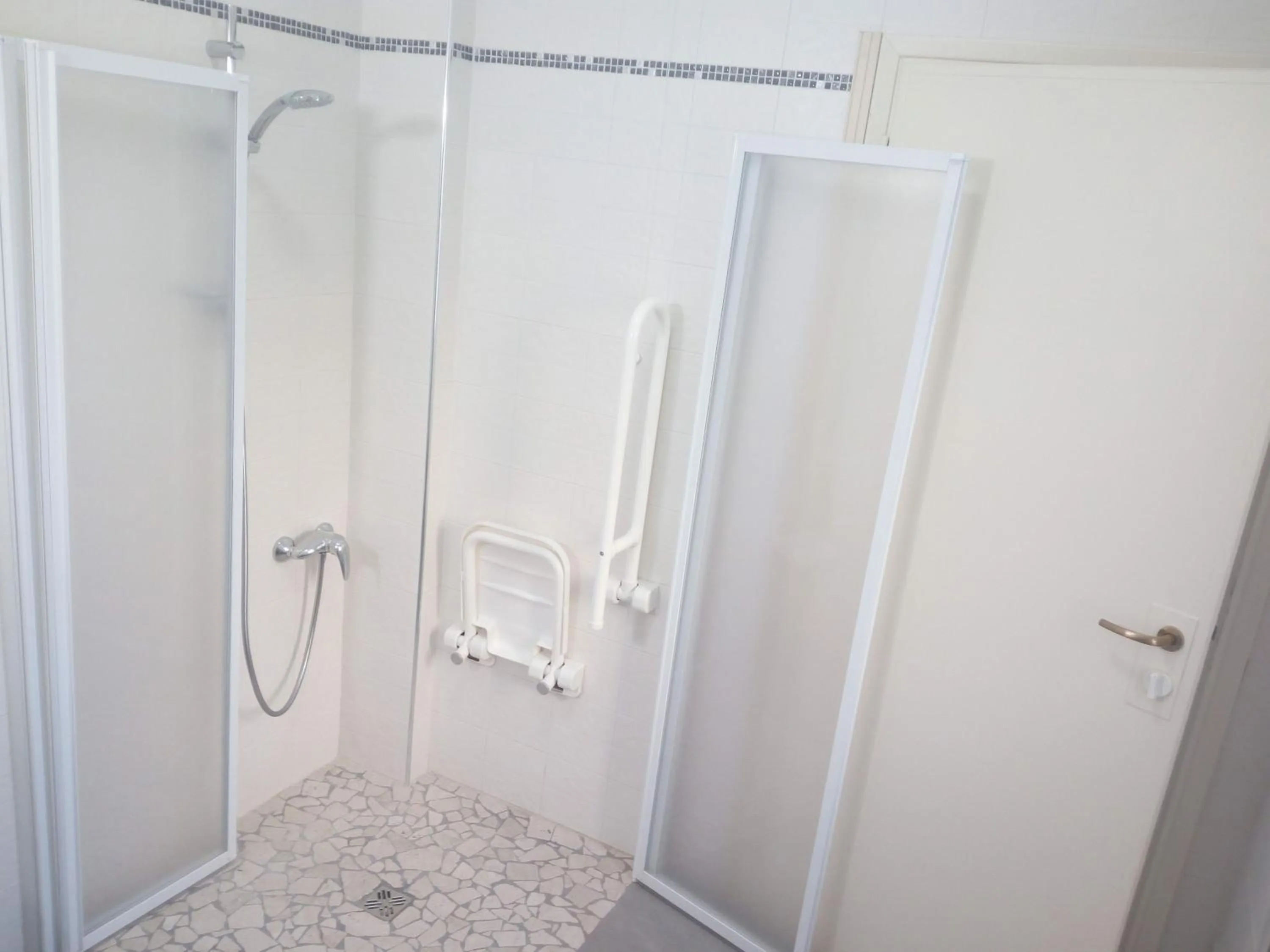 Toilet in HOTEL OTELLO