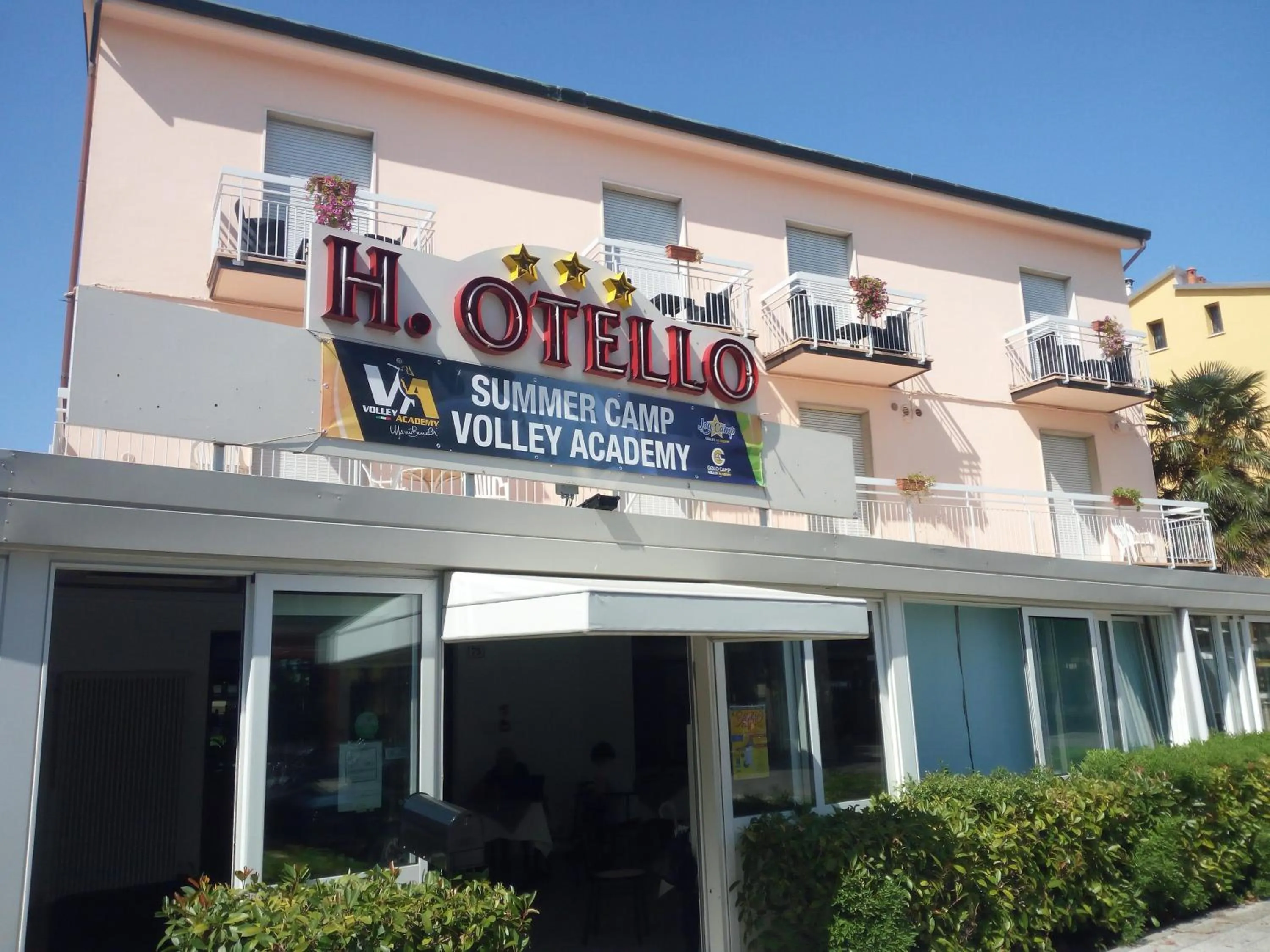 Property building in HOTEL OTELLO