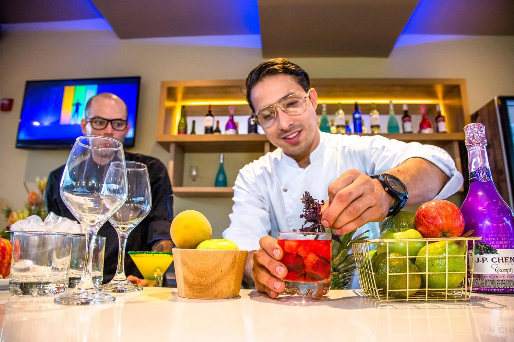 Restaurant/places to eat in Hotel Pance 122 Wellness Spa