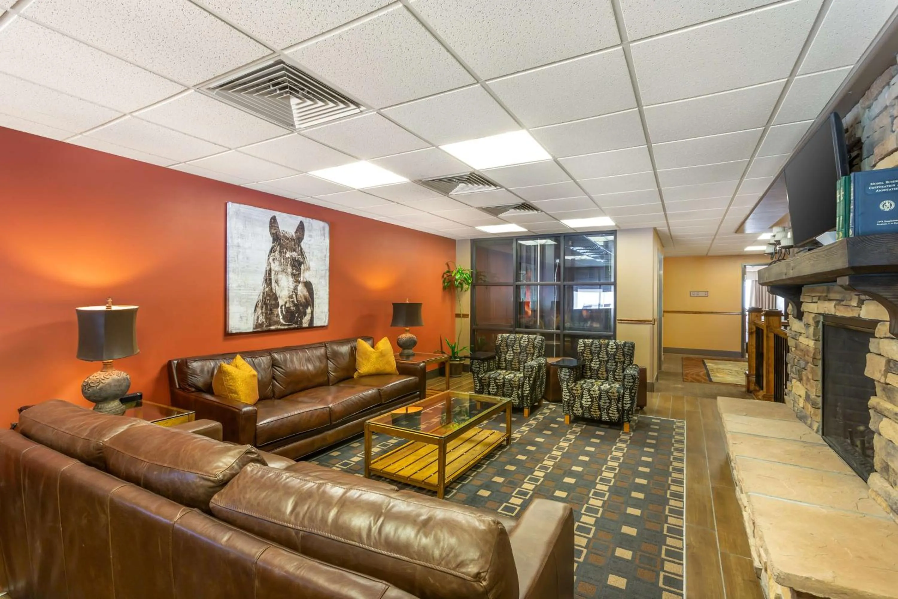 Lobby or reception in Best Western Premier Ivy Inn & Suites