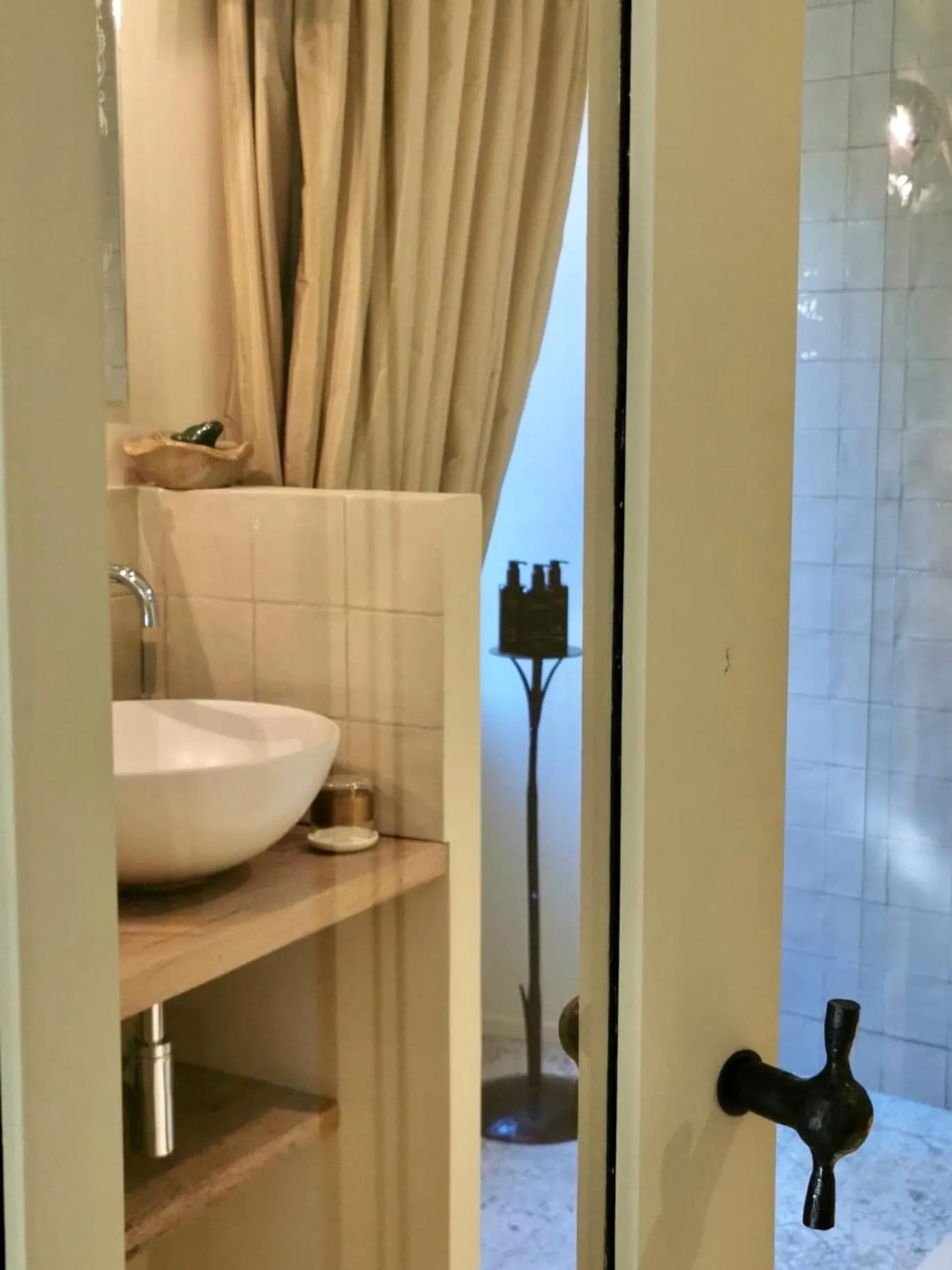 Bathroom in Provence Km28