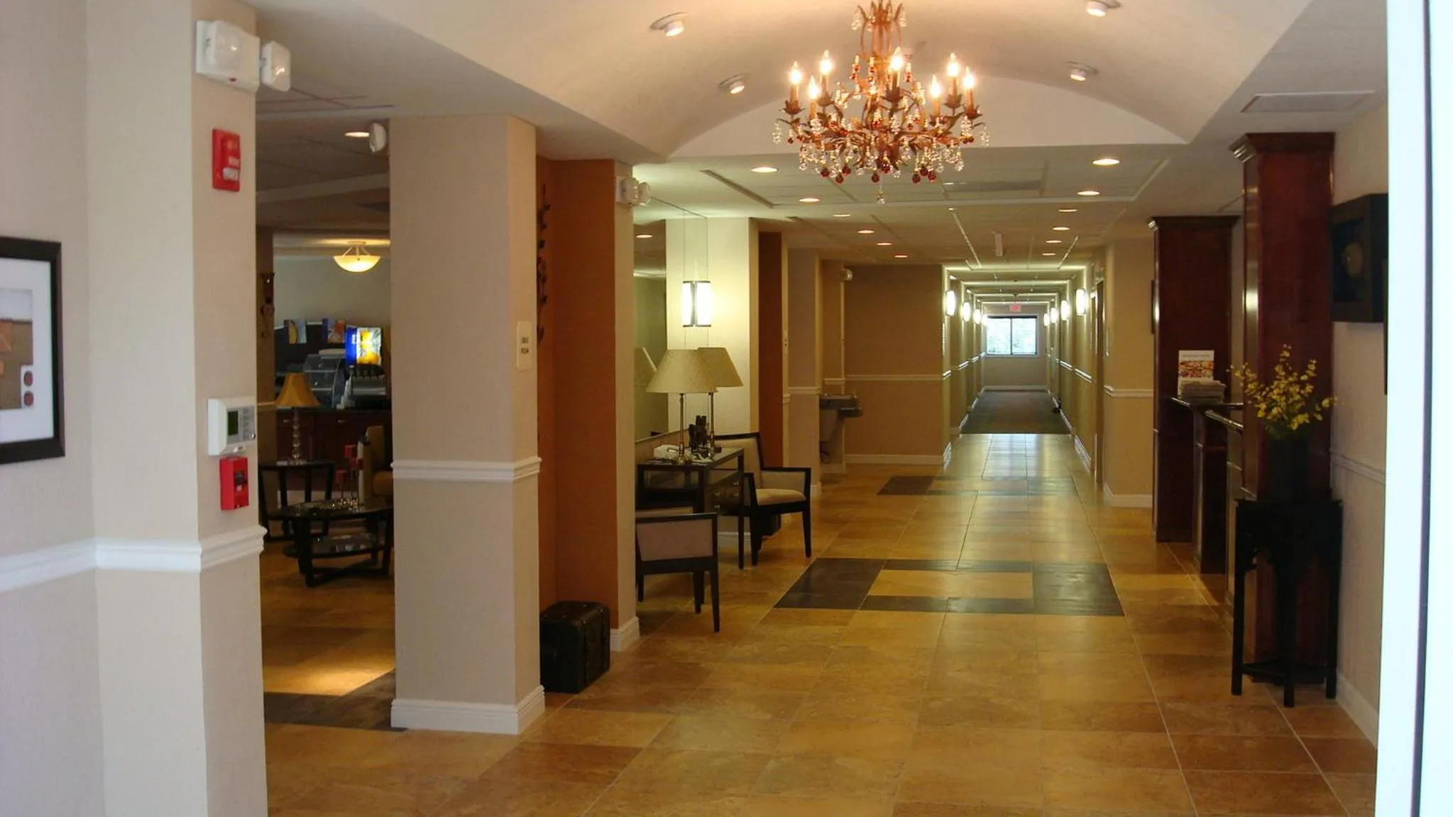 Lobby or reception in Holiday Inn Express West Palm Beach Metrocentre by IHG