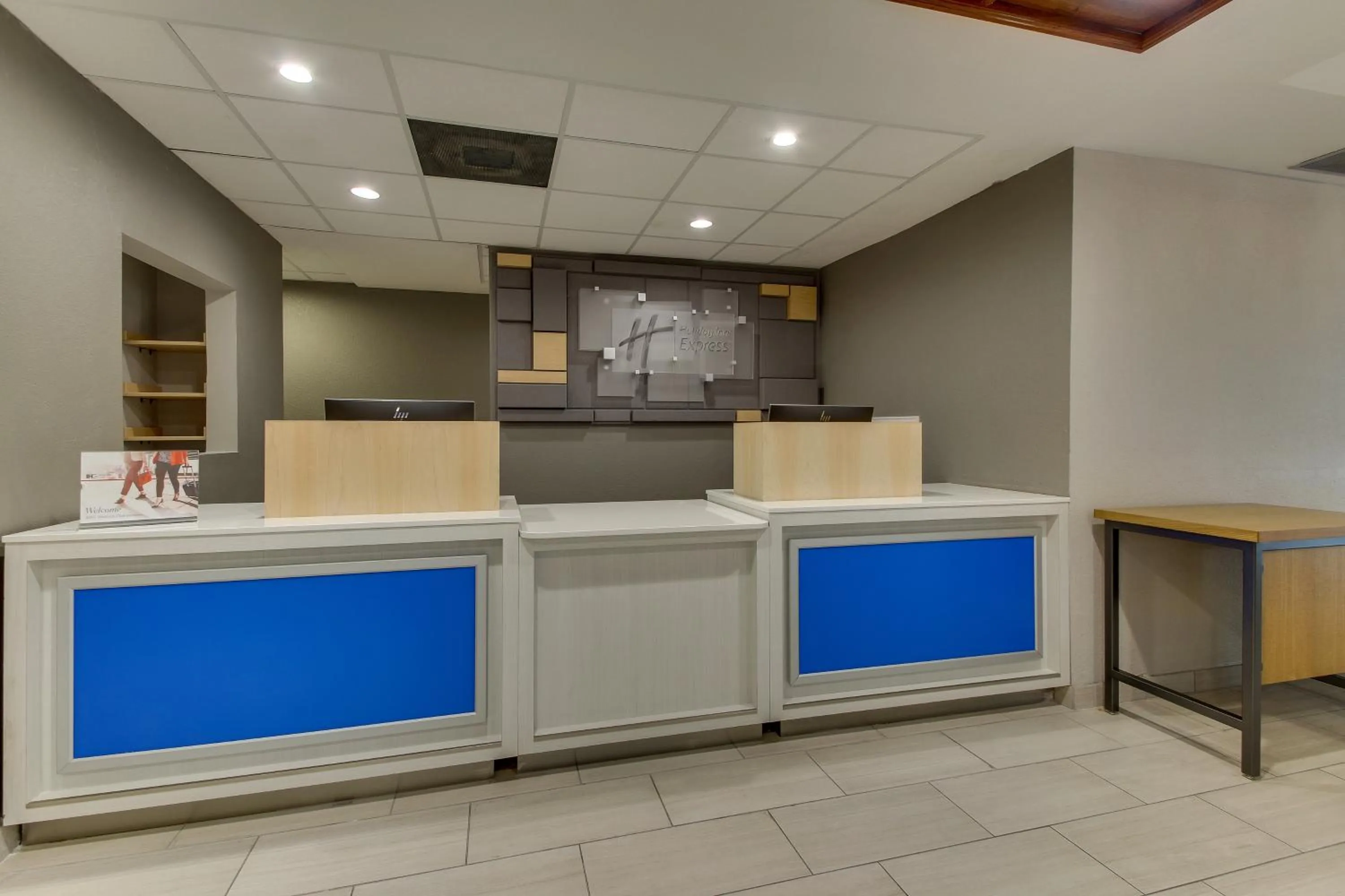 Holiday Inn Express West Palm Beach Metrocentre by IHG