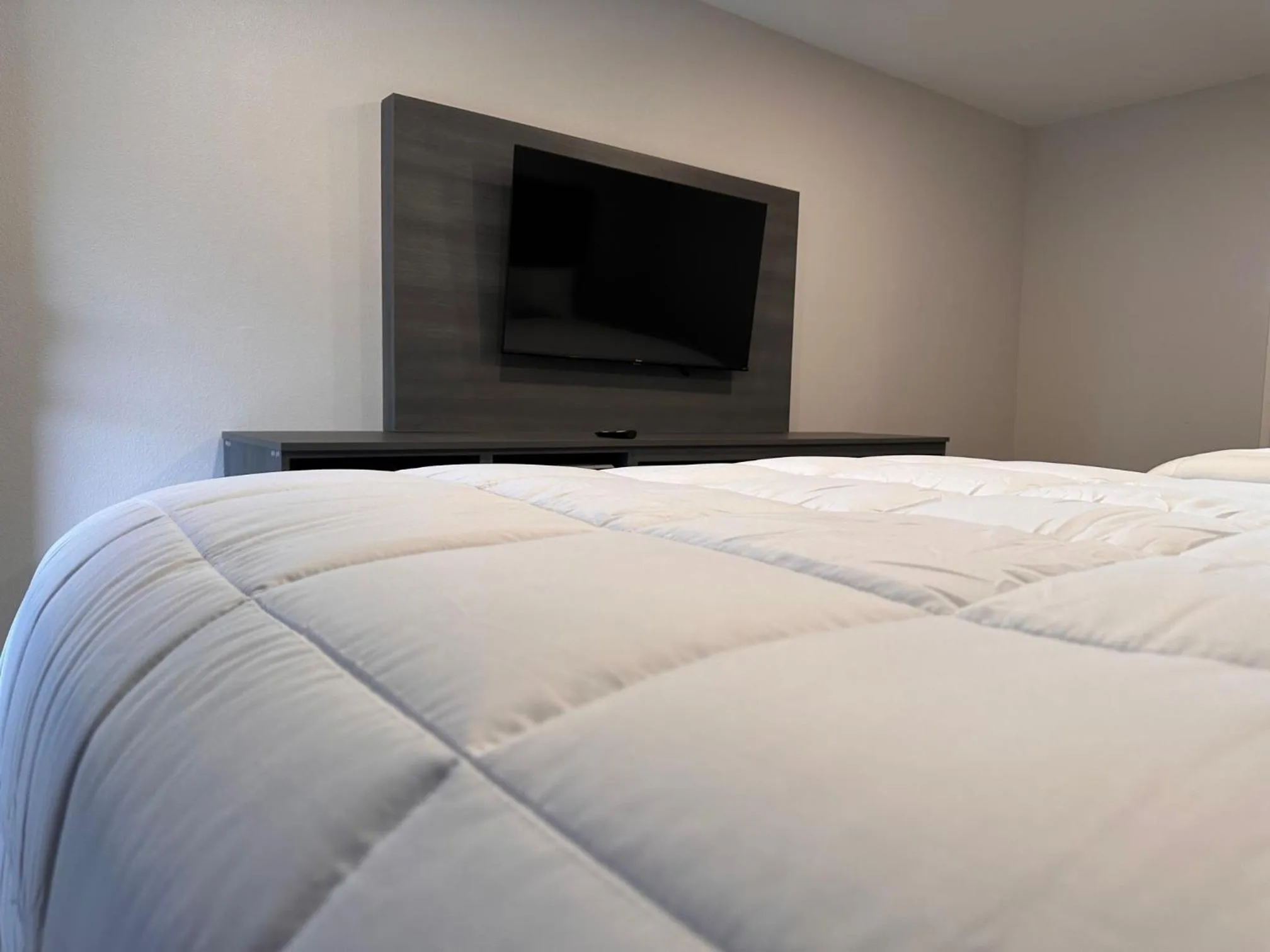 Bed in Five Star Inn