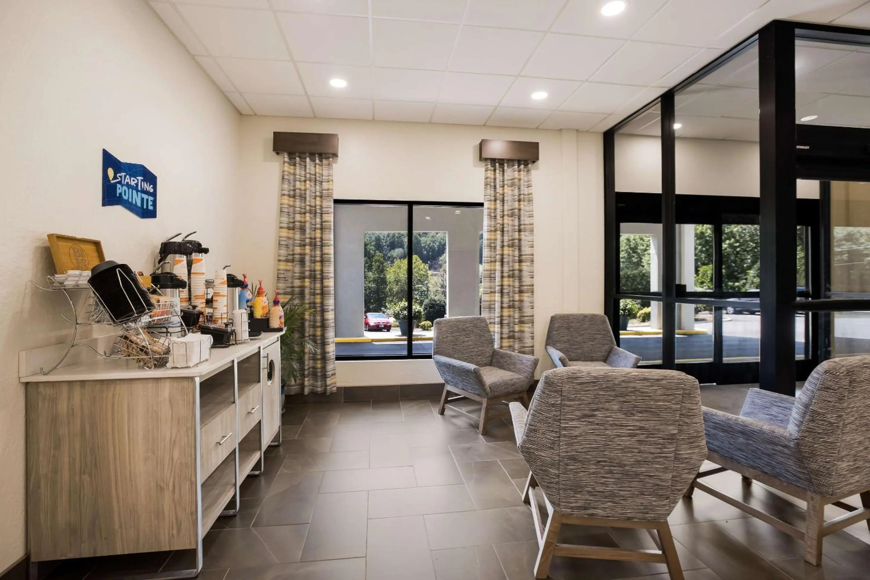 Breakfast in Clarion Pointe Sylva near Cherokee Area