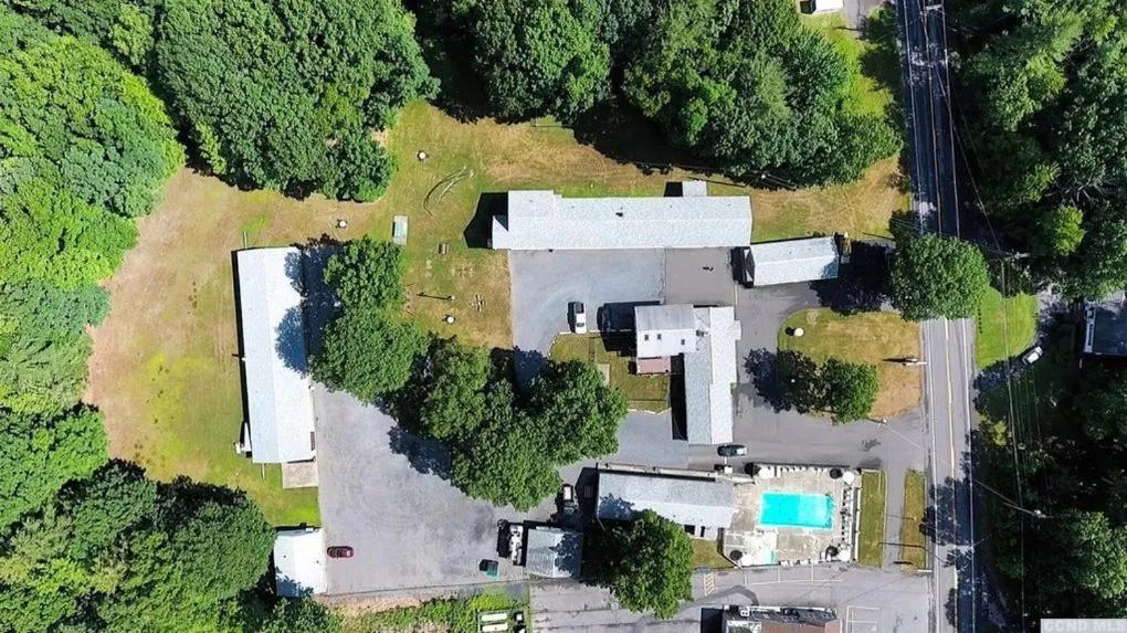 Landmark view in Red Ranch Inn