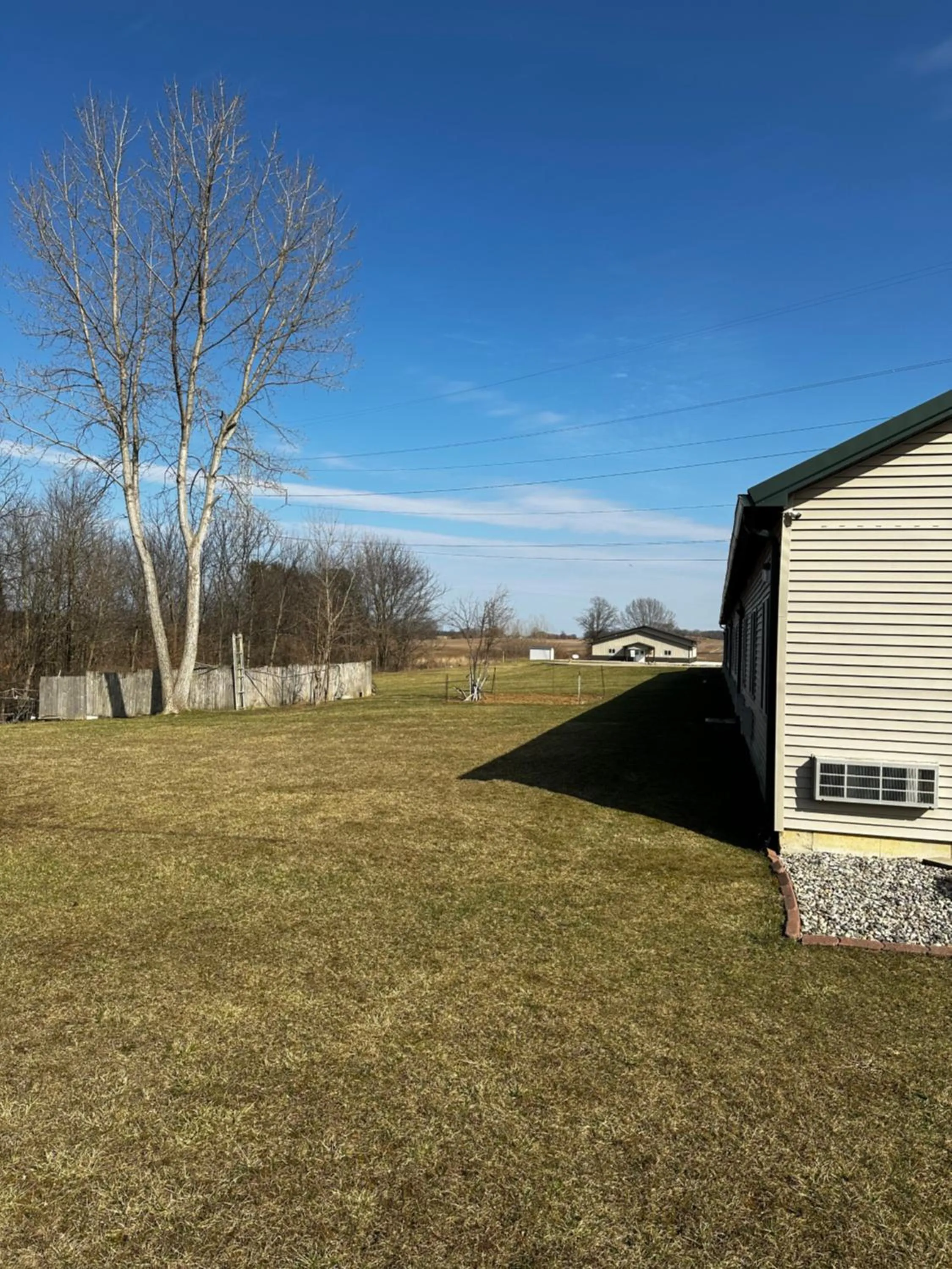 Property building in Attica Inn