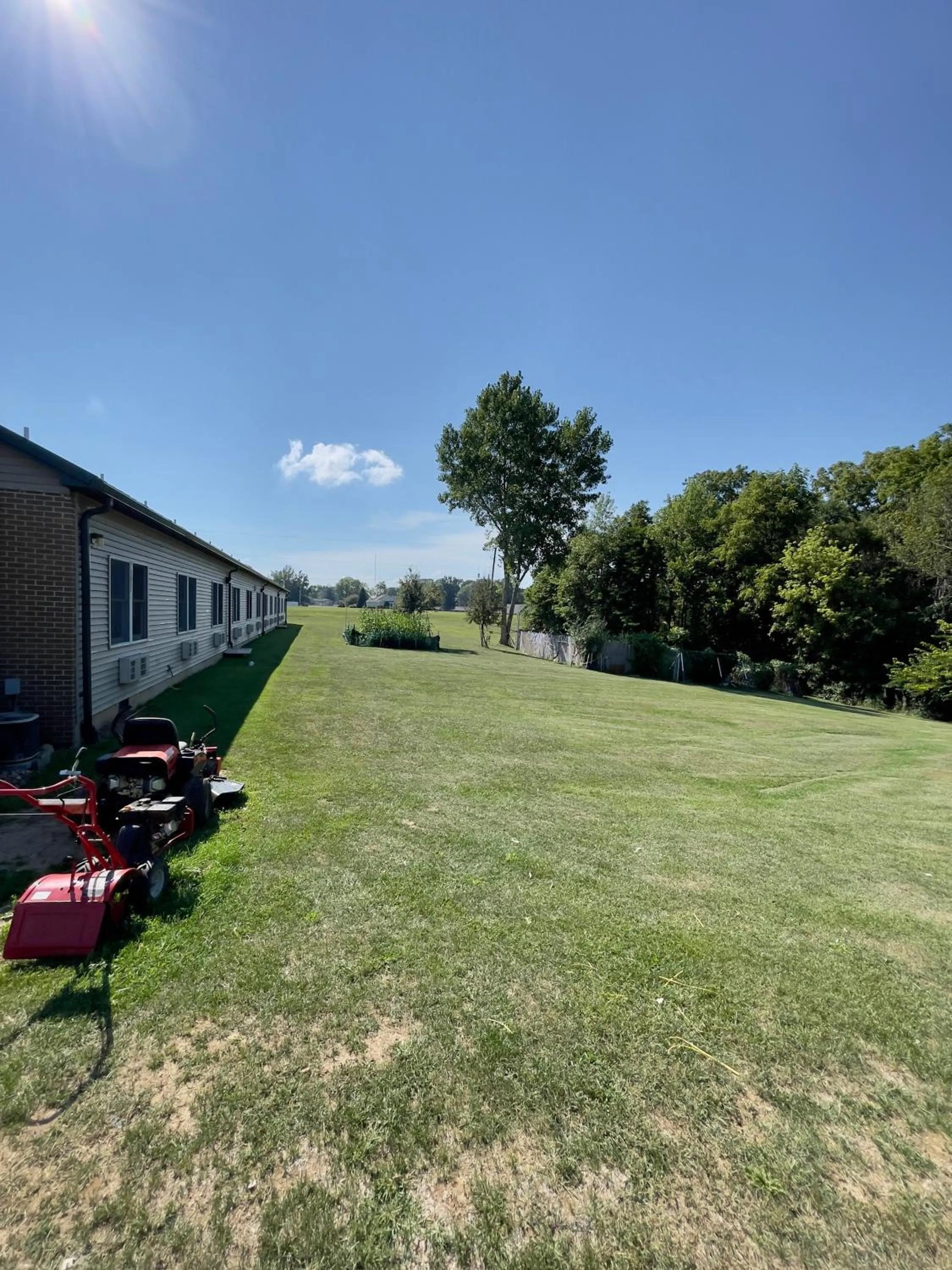 Property building in Attica Inn