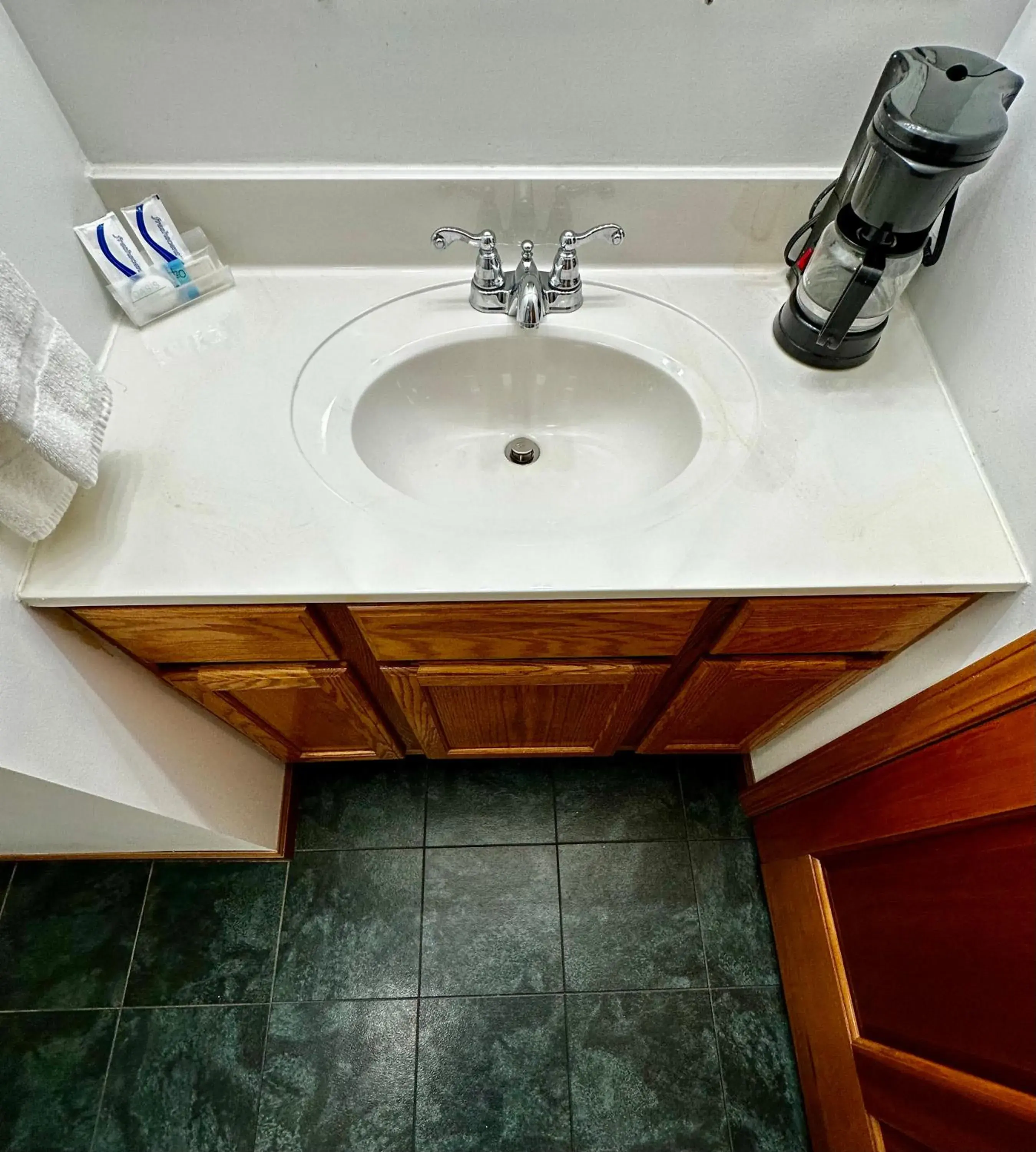 Double Room with Two Double Beds in Attica Inn Double Room with Two Double Beds in Attica Inn