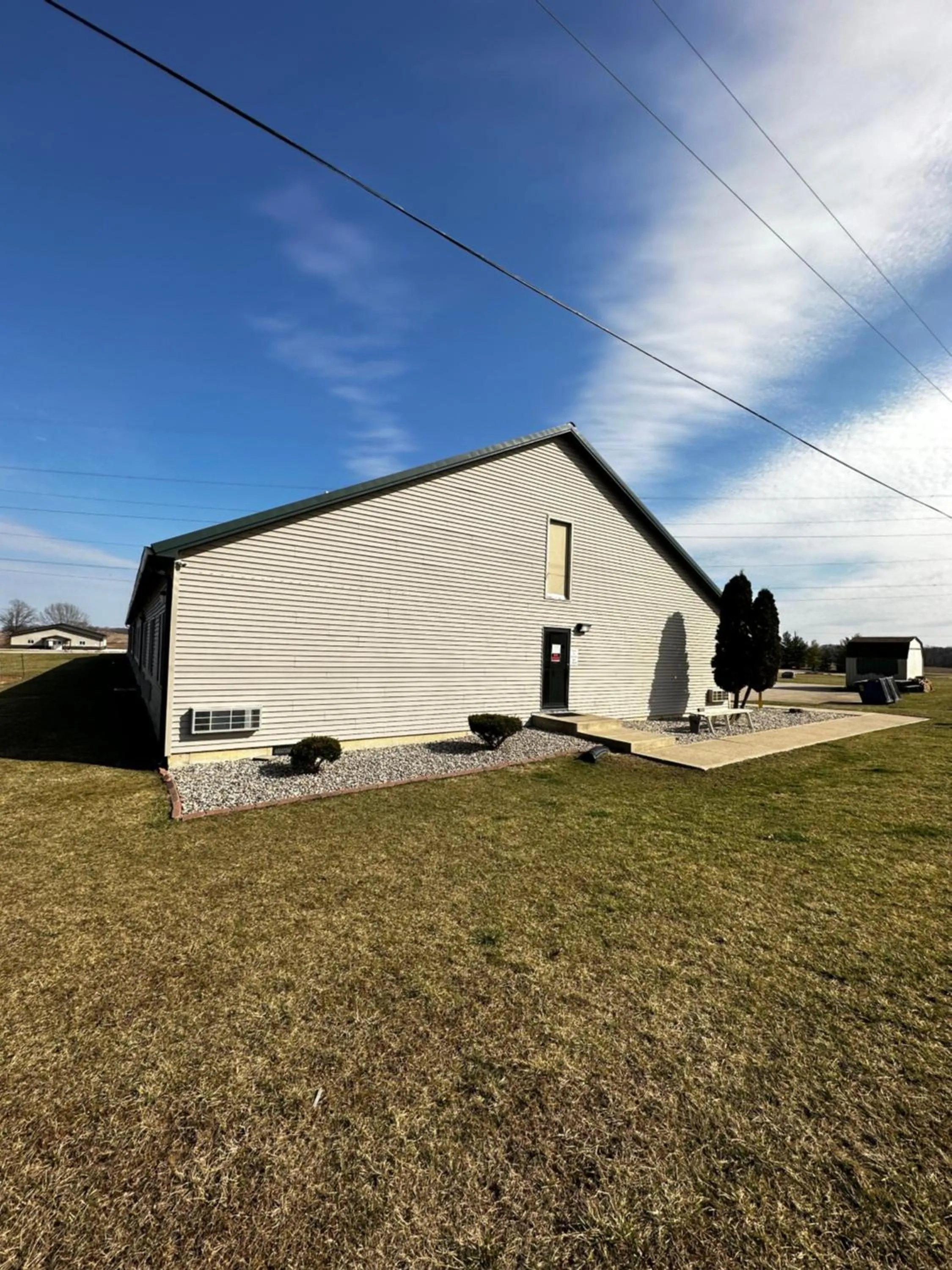 Property building in Attica Inn