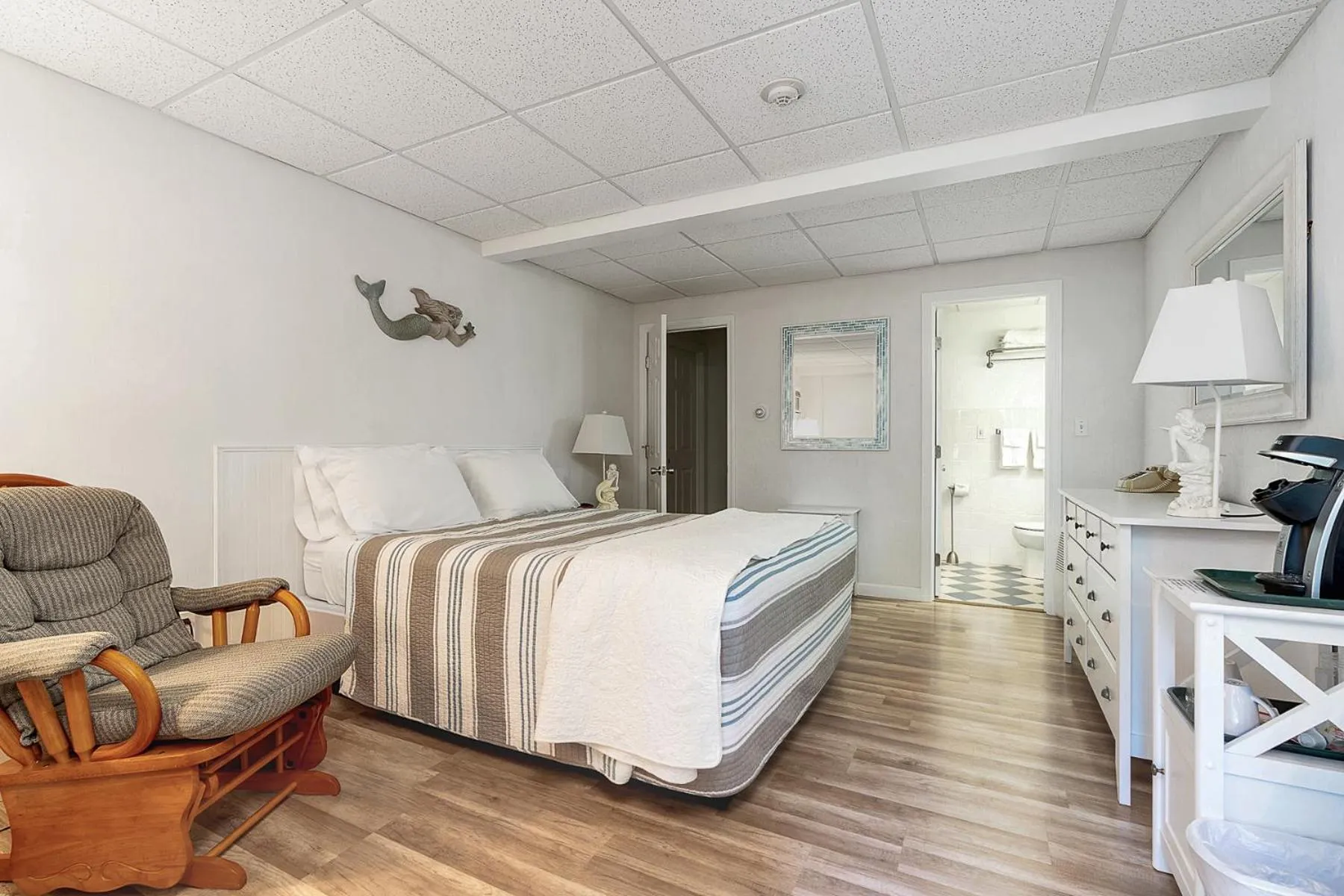 Bed in Towne Lyne Motel