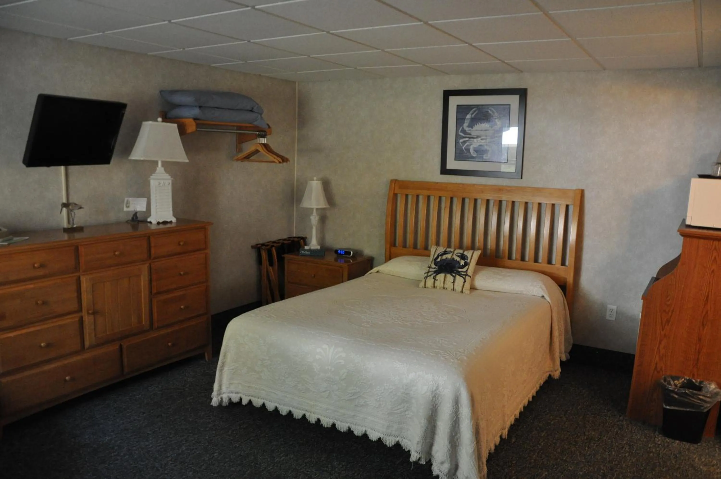 River view, Bed in Towne Lyne Motel