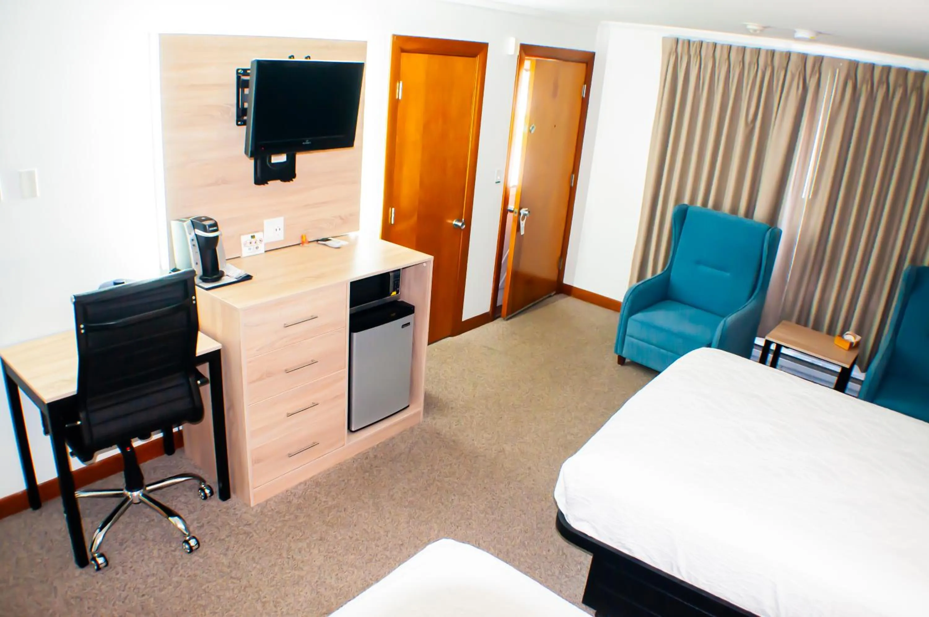 Bed in Towne Lyne Motel