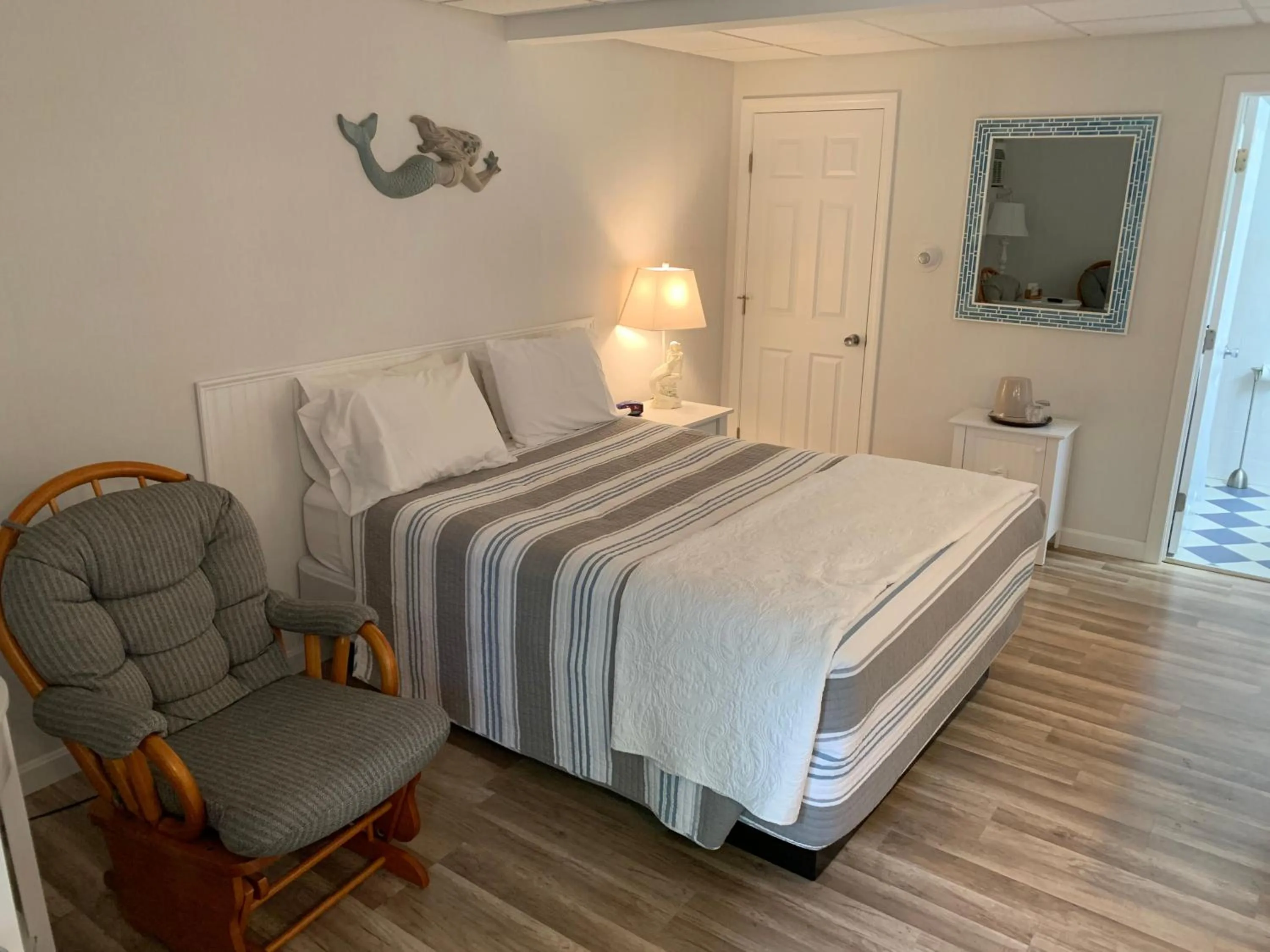 Bed in Towne Lyne Motel