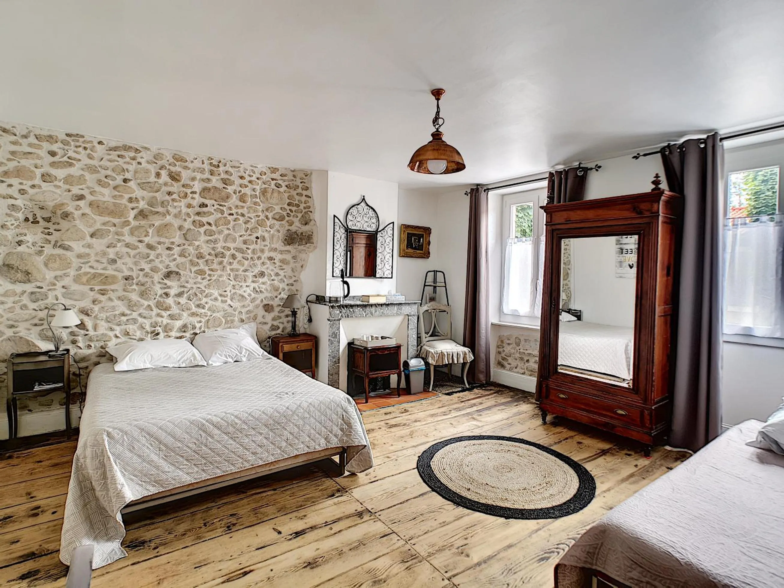 Bedroom, Bed in Maison de ville au pied de la Montagne Noire