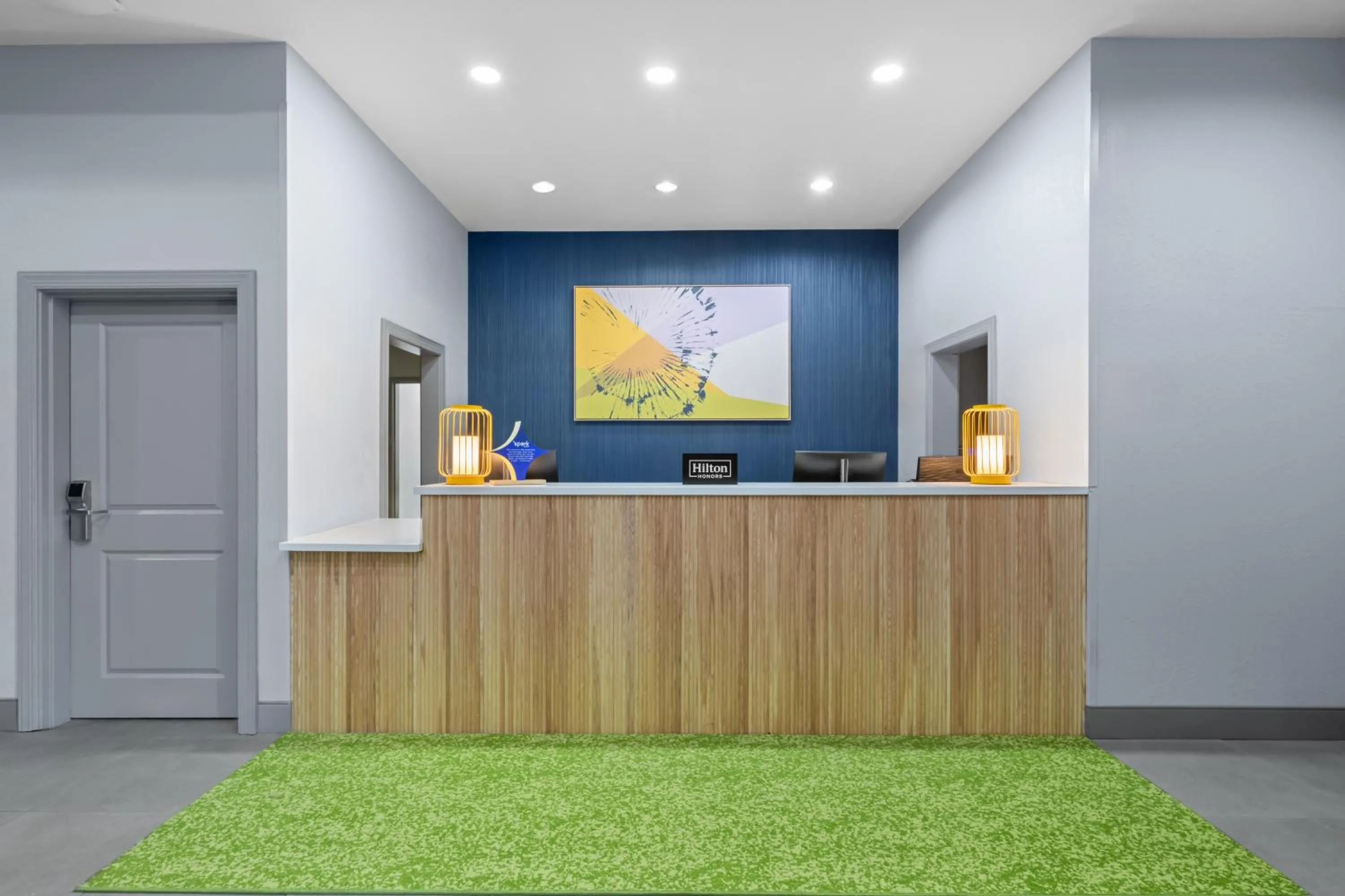 Lobby or reception in Spark by Hilton Homewood Birmingham