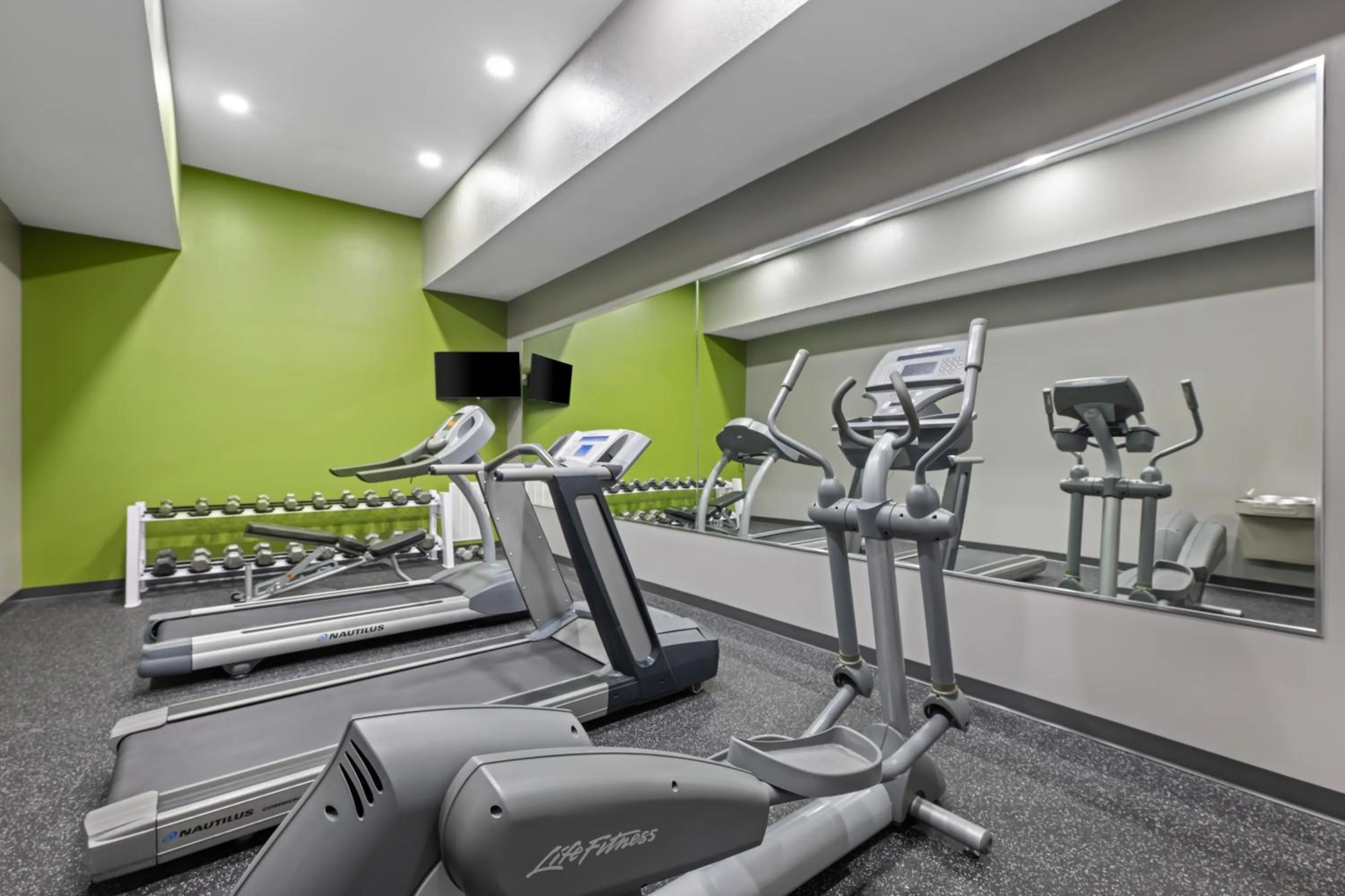 Fitness centre/facilities in Spark by Hilton Homewood Birmingham