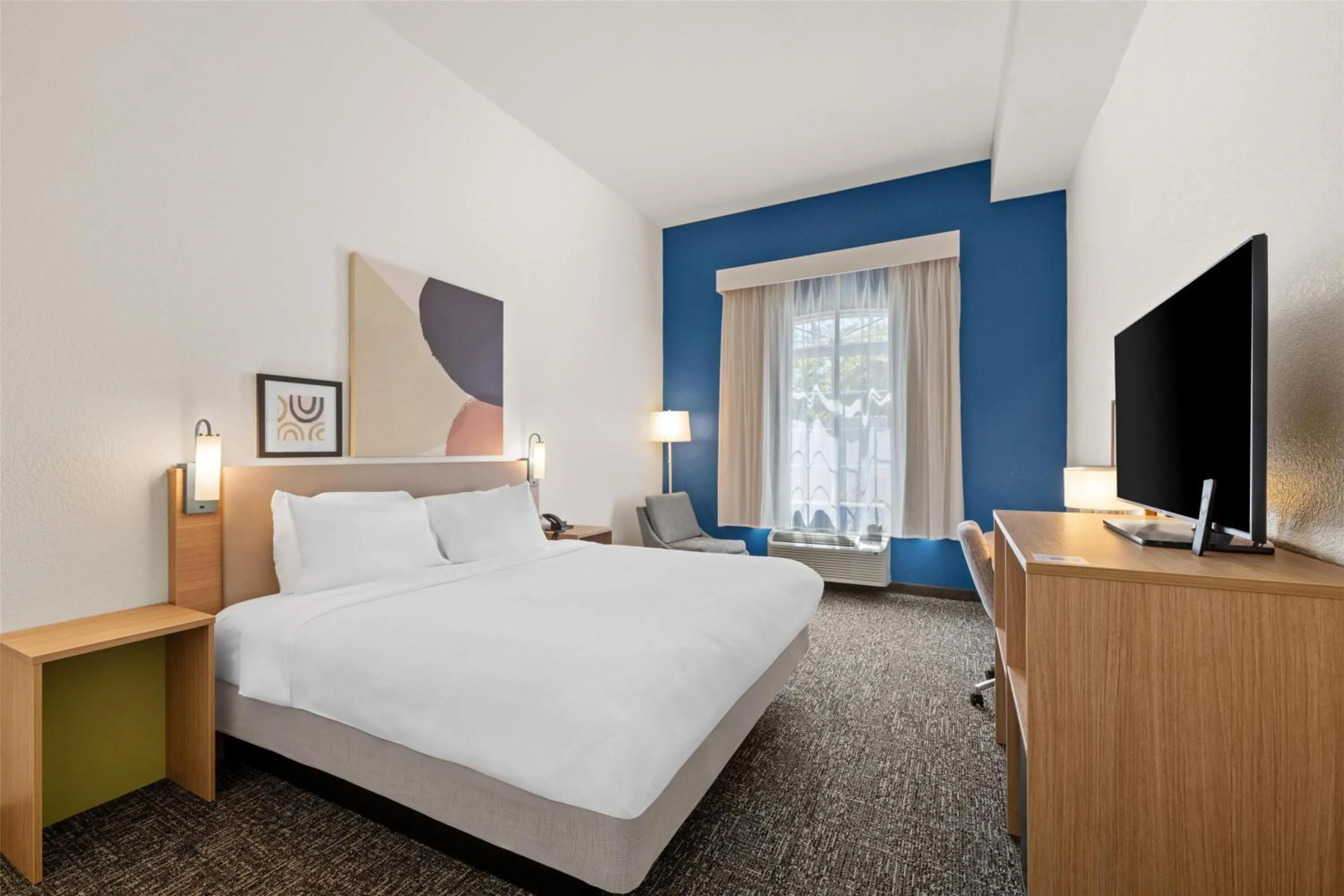 Bed in Spark by Hilton Homewood Birmingham