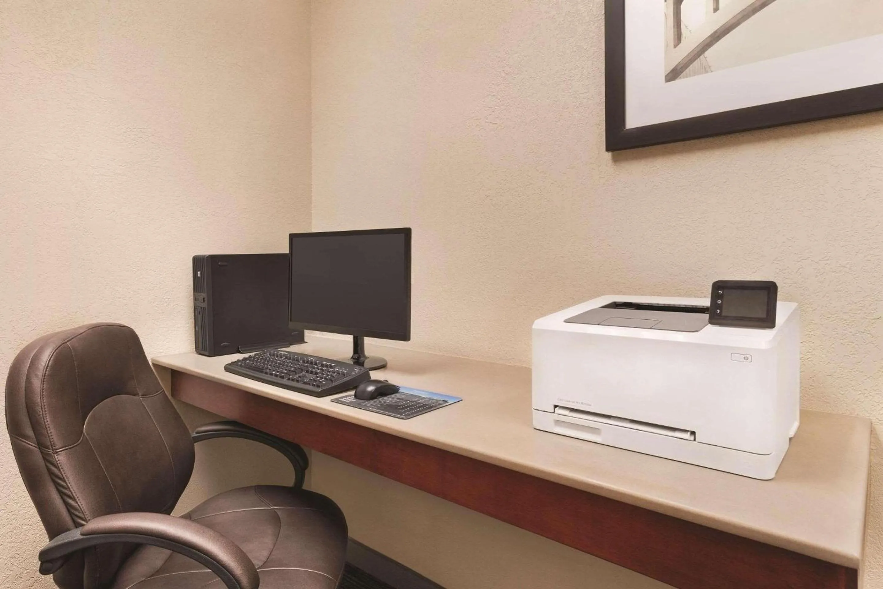 Business facilities in Country Inn & Suites by Radisson, Homewood, AL
