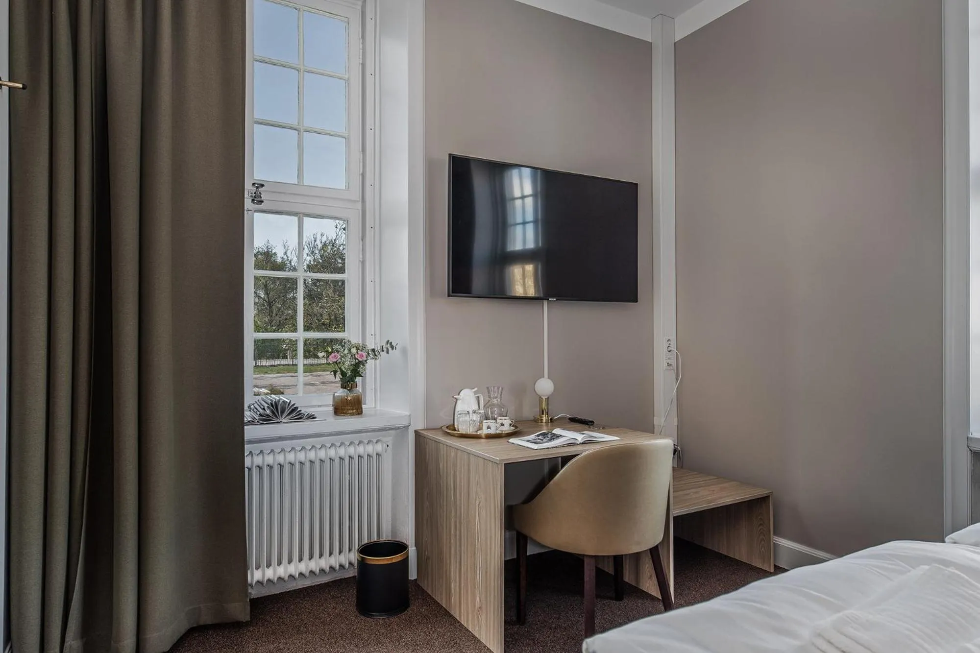 TV and multimedia, Bed in Livgrenadjärmässen Hotell-Fest-Konferens