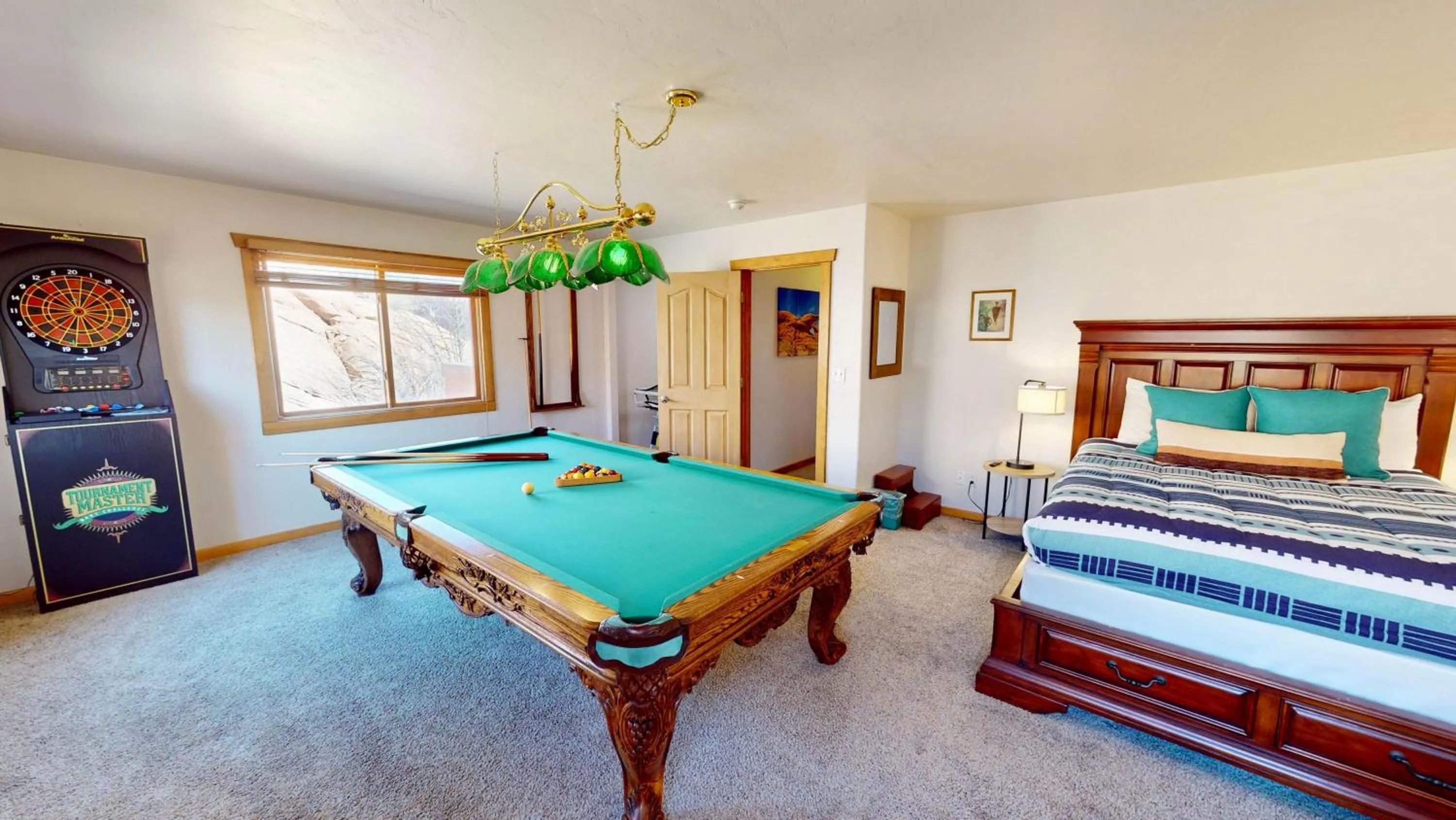 Bed in The Rock #3461