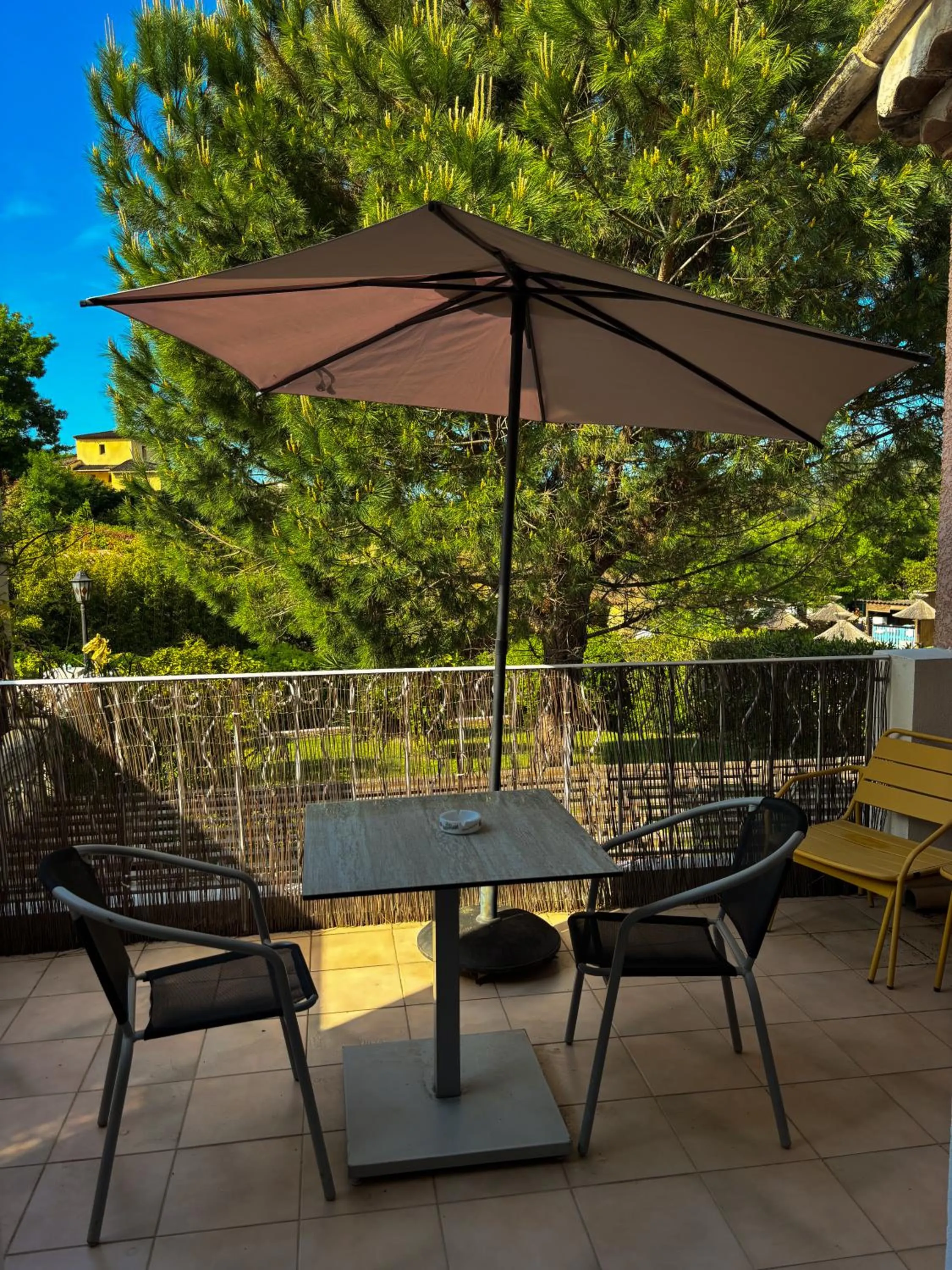 Patio in Les Bastides Saint Paul