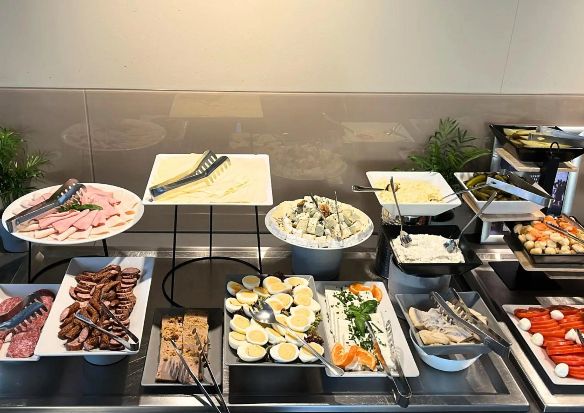 Food and drinks in Hotel CONRAD Comfort