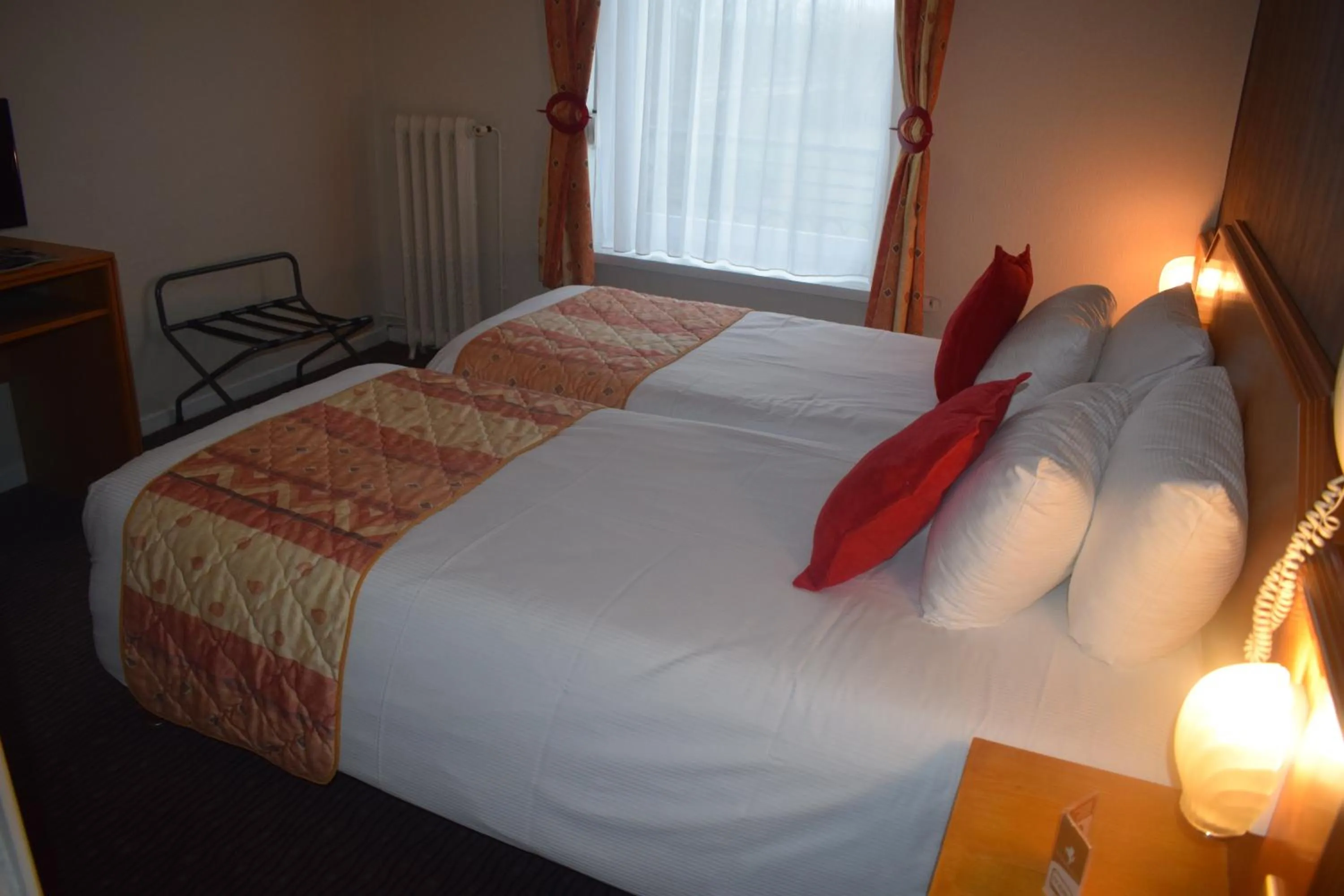 Bed in Metropol Hotel