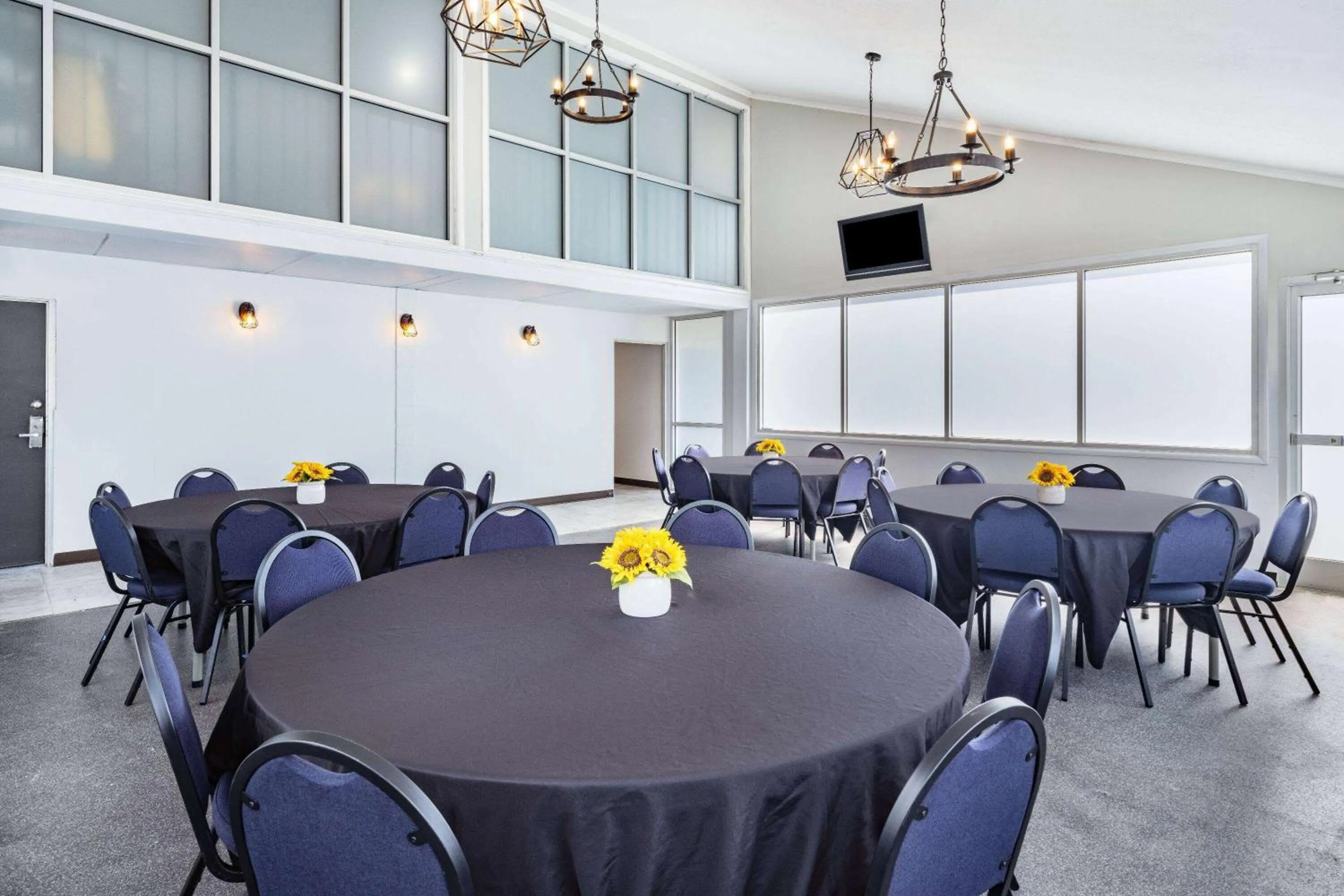 Meeting/conference room in Days Inn and Suites by Wyndham Oxford