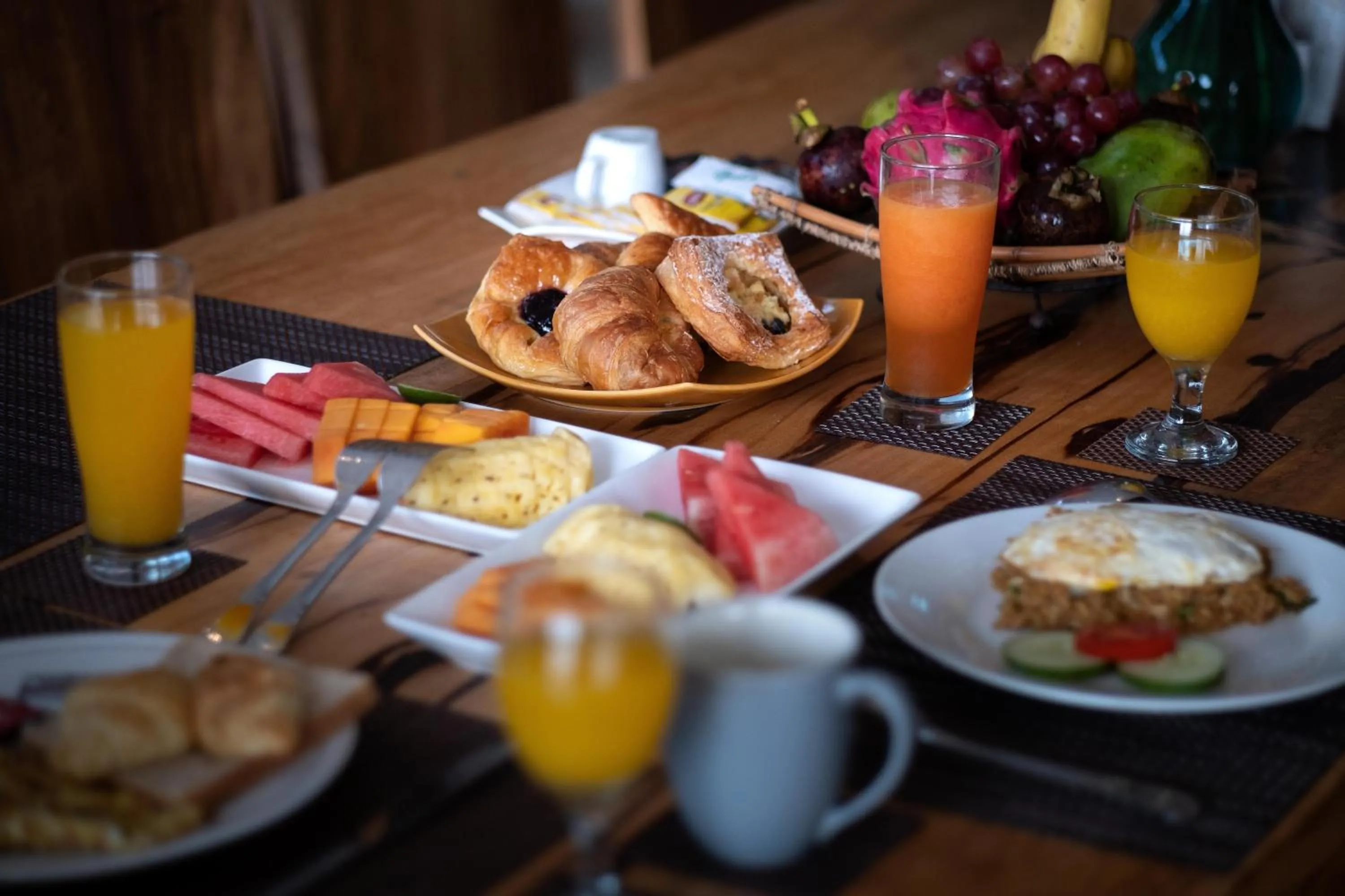 Food and drinks in Keramas Beachfront Villa by Sanga Sanga Hospitality