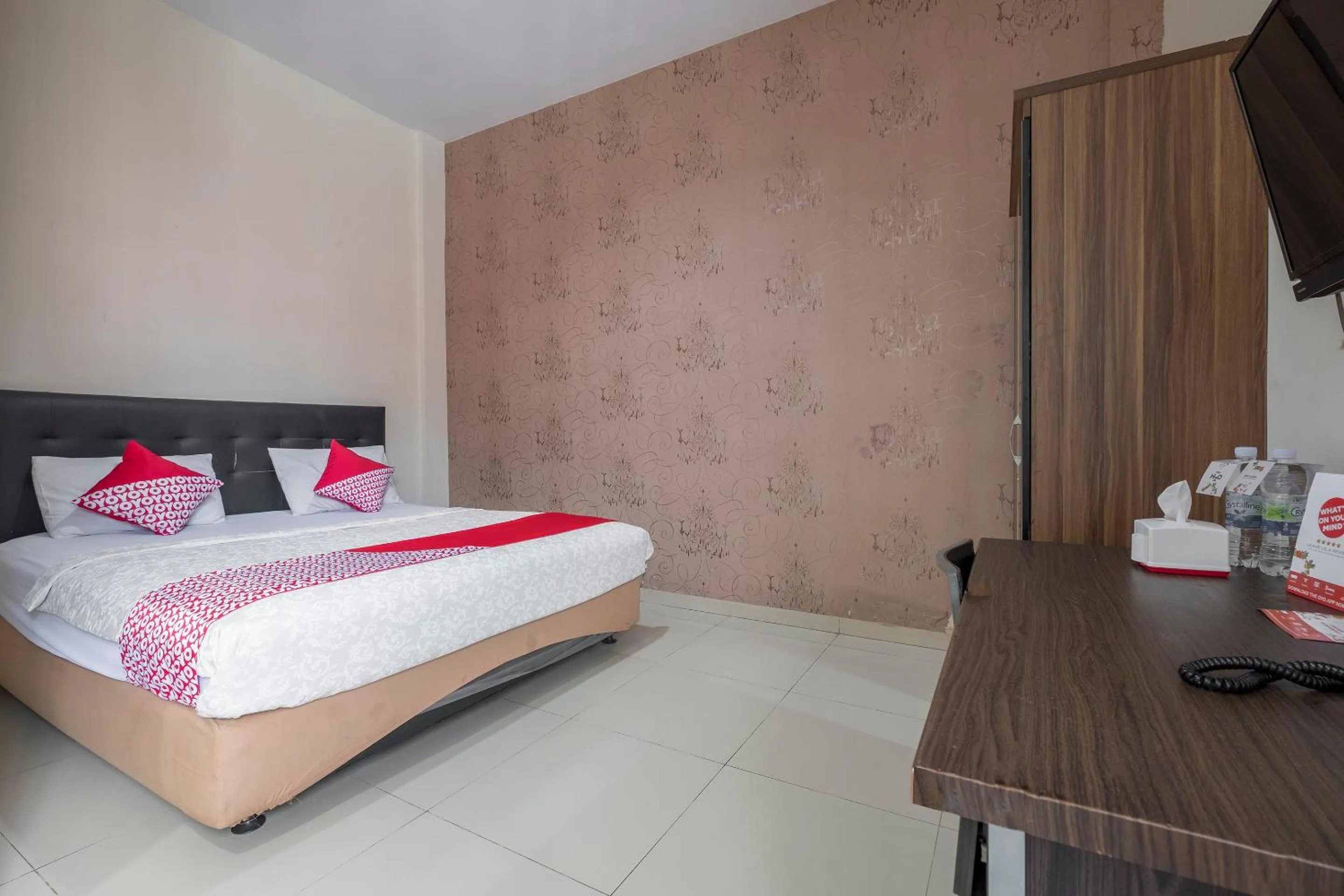 Bedroom, Bed in Hotel O Makassar near Pantai Losari formerly Hotel Astra Novilia