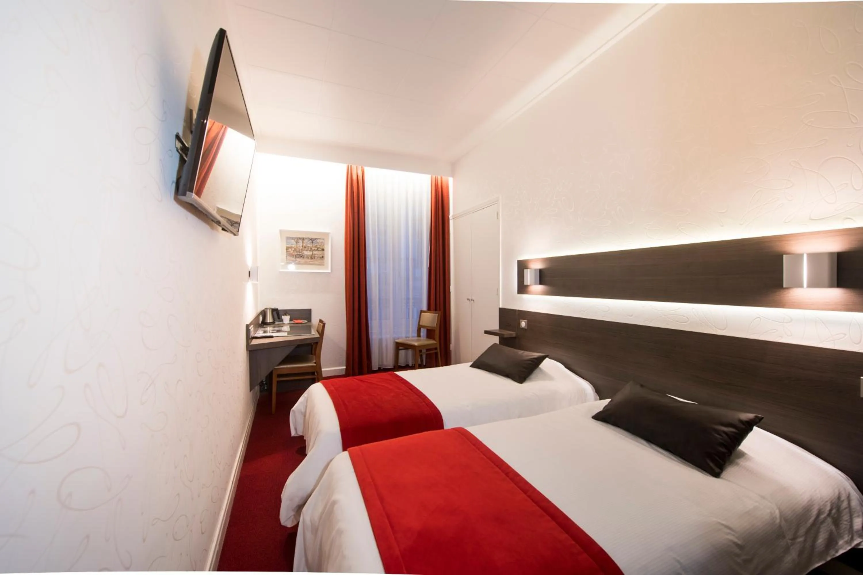 TV and multimedia, Bed in La Résidence