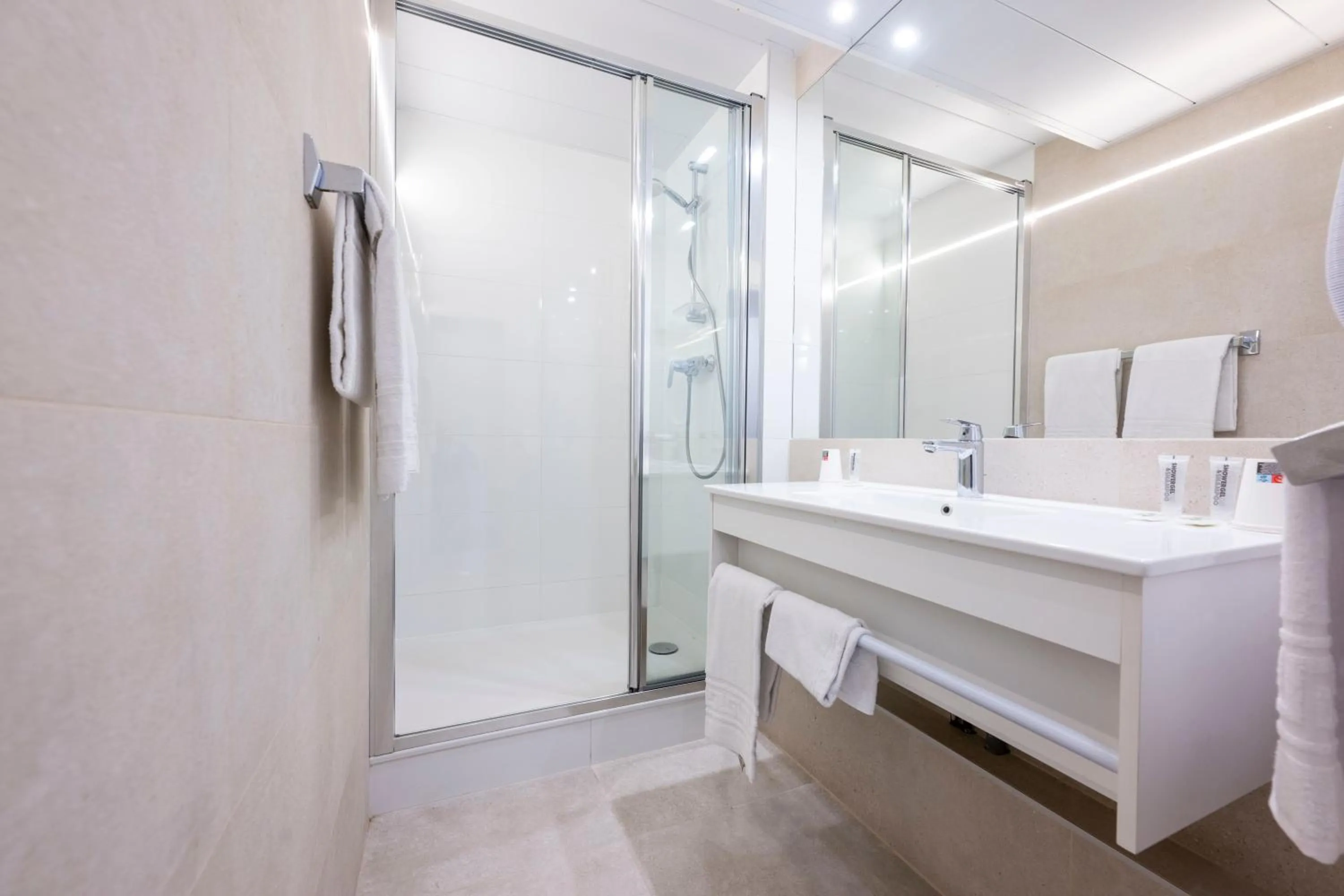 Bathroom in La Résidence