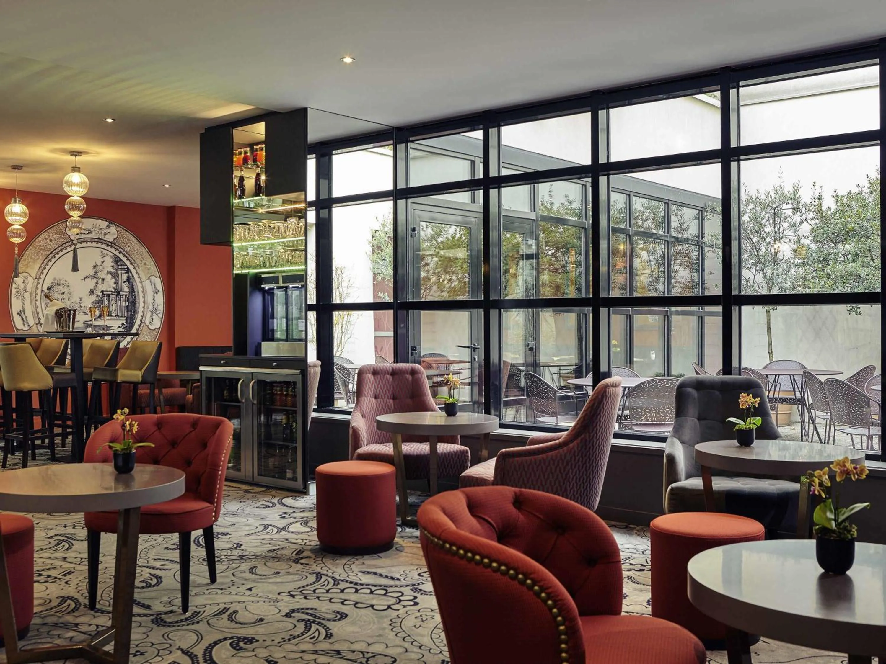 Lounge or bar in Mercure Tour Eiffel Grenelle