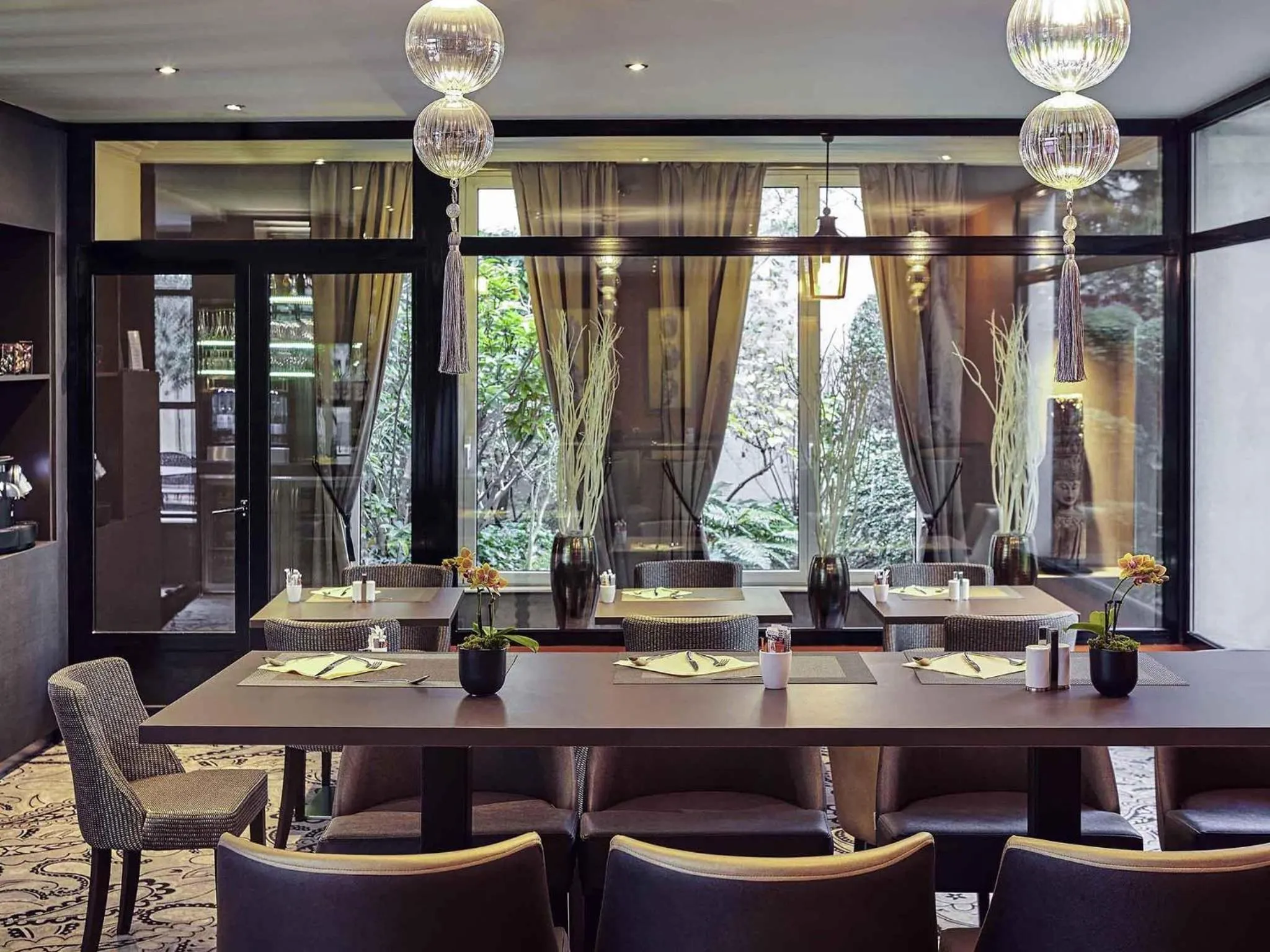 Lounge or bar in Mercure Tour Eiffel Grenelle